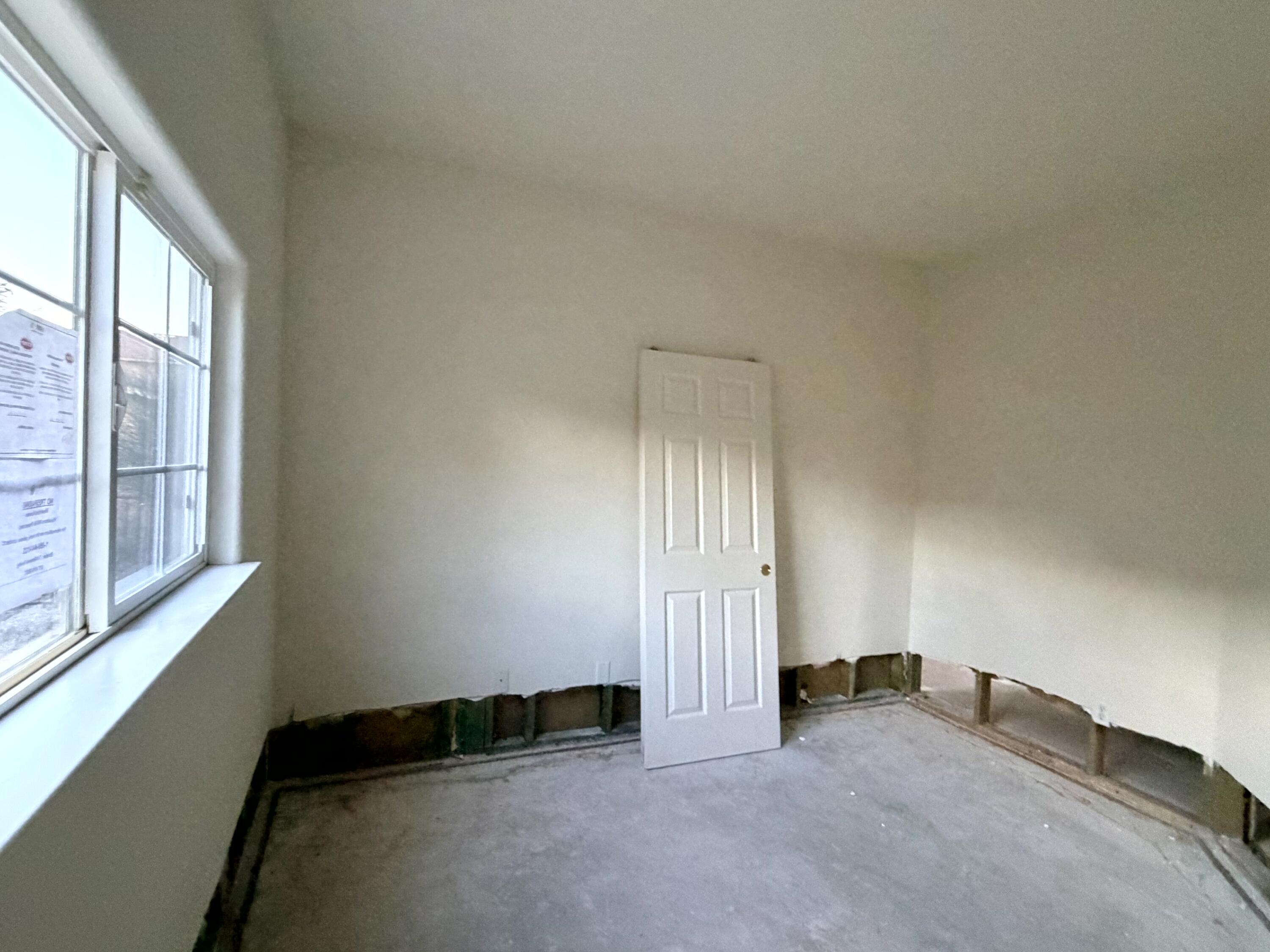 Photo 6 — 8828 Sonoma Avenue NW