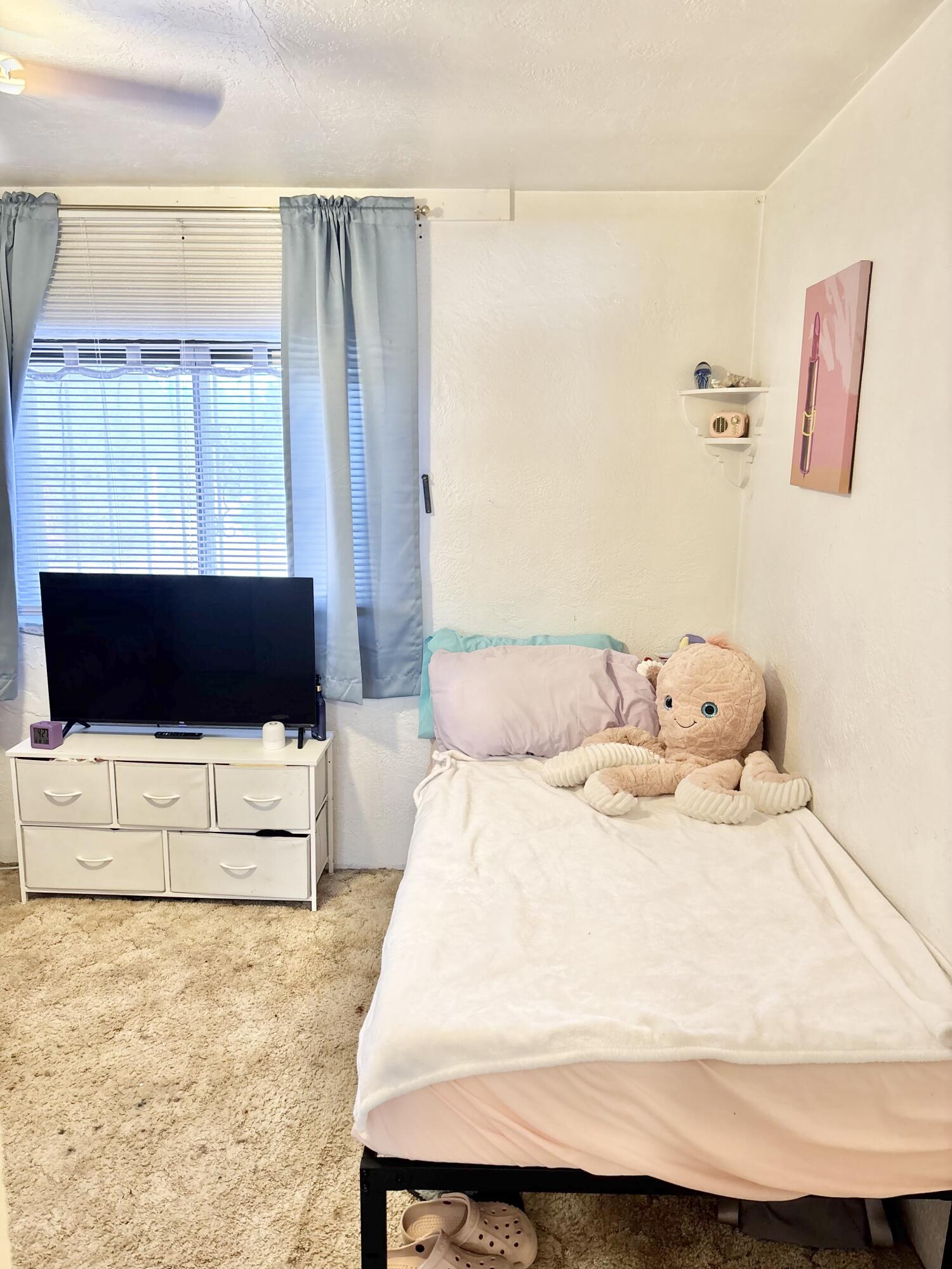 Photo 16 — 2820 W 8th Street NW