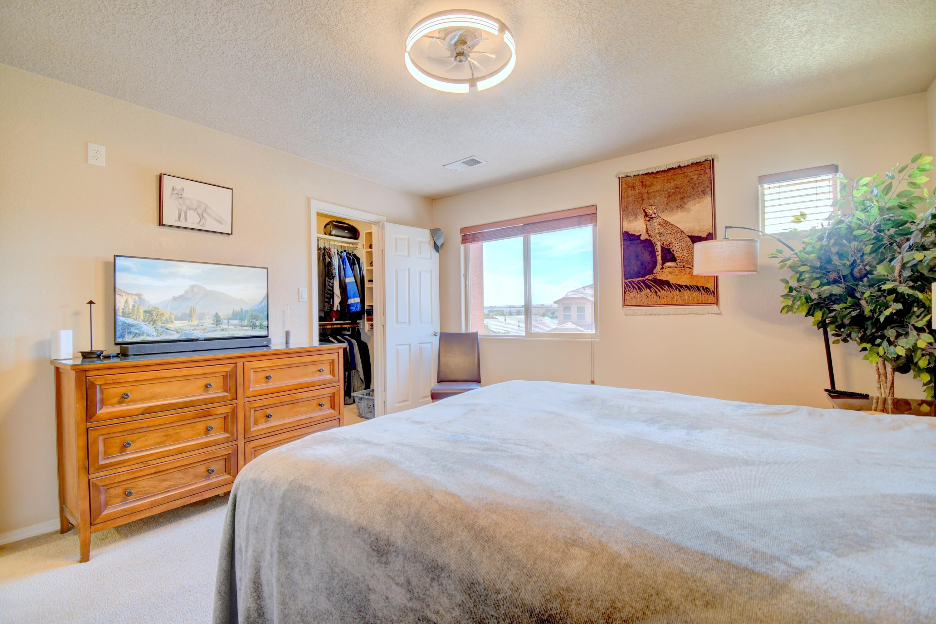 Photo 7 — 2139 Violeta Circle SE