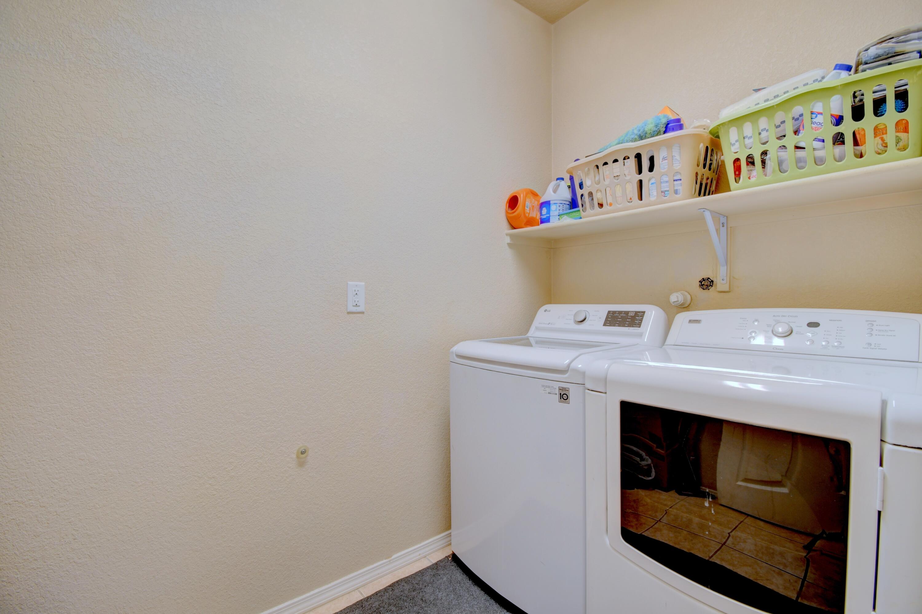 Photo 3 — 2139 Violeta Circle SE