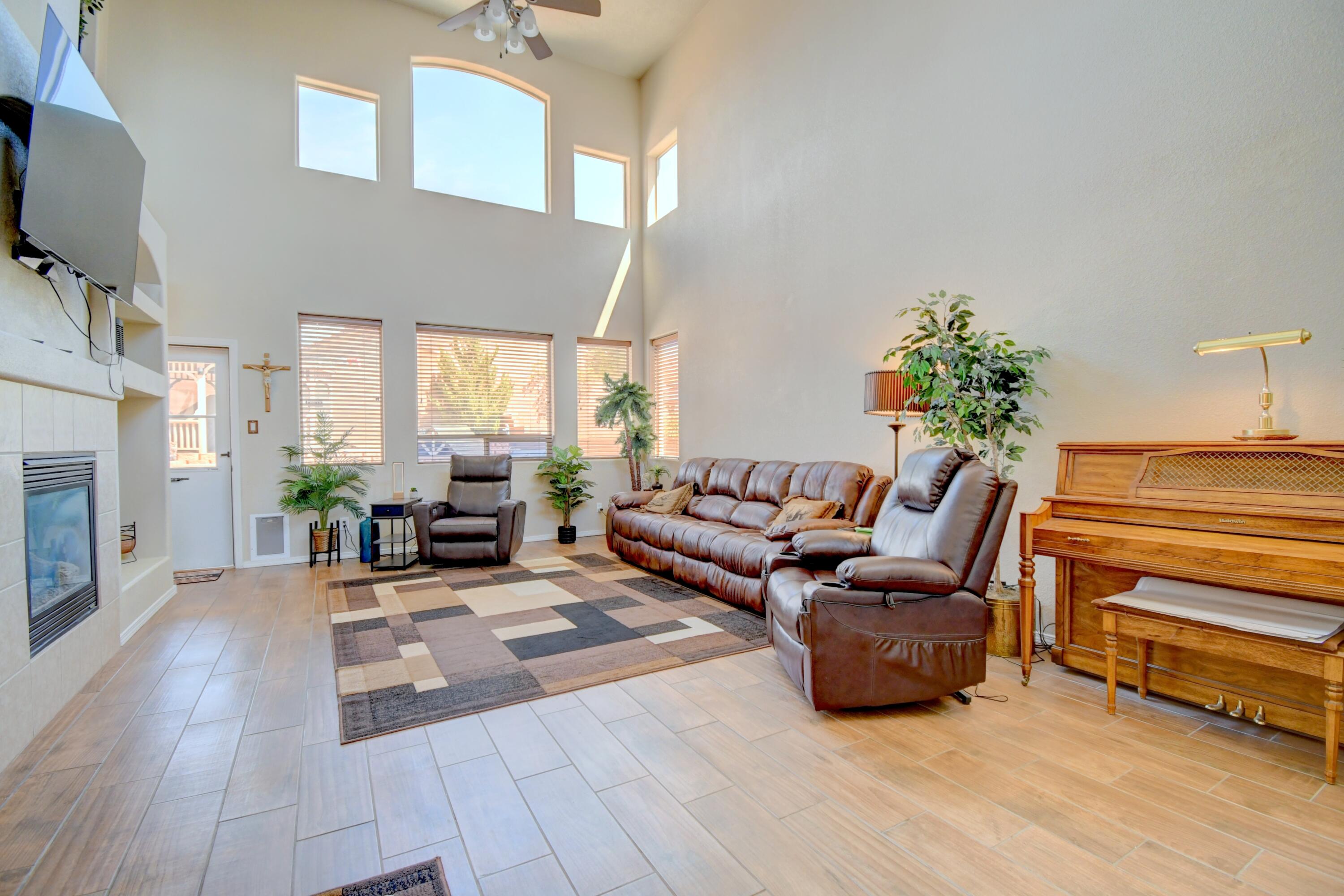 Photo 19 — 2139 Violeta Circle SE