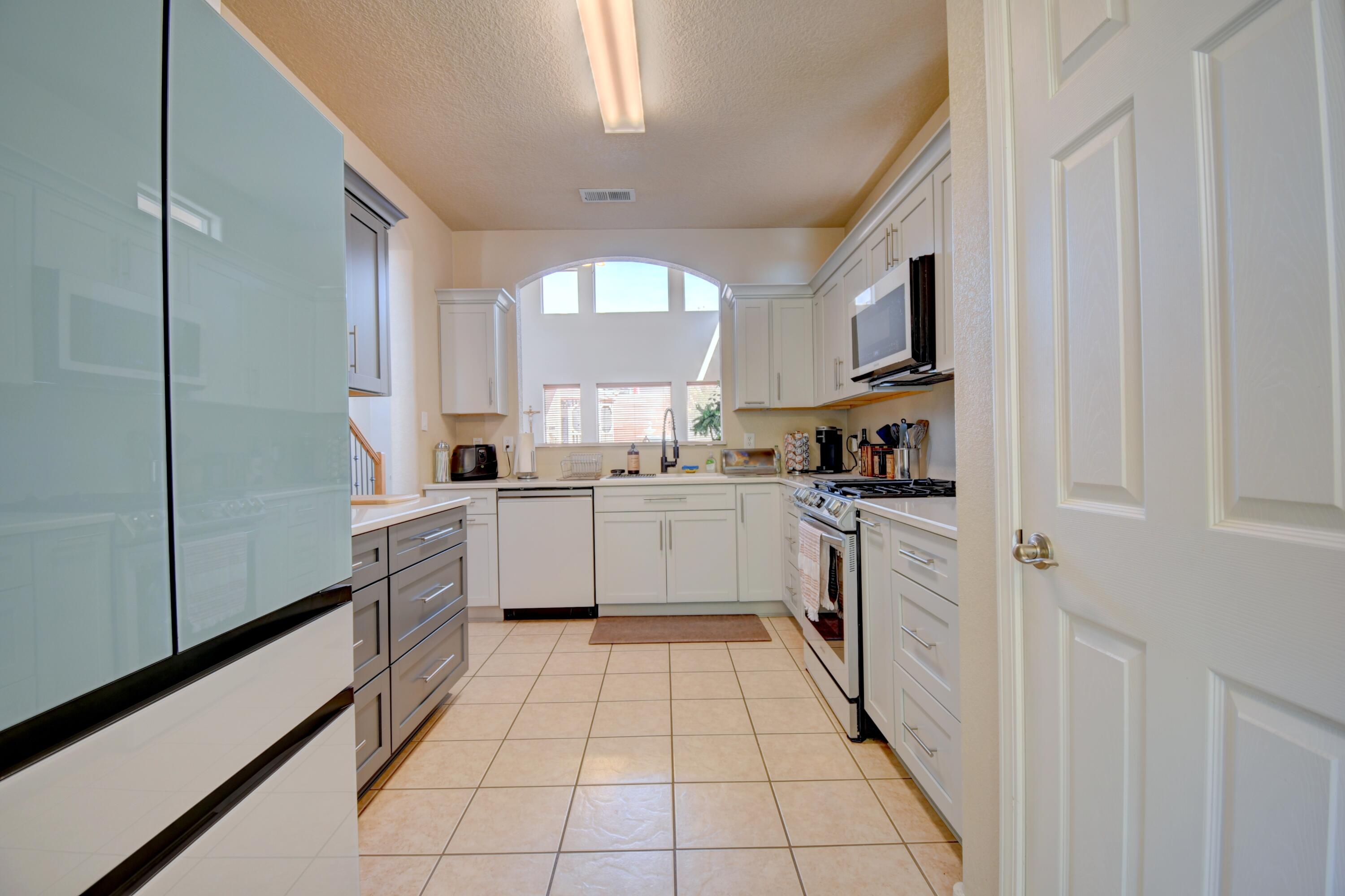 Photo 14 — 2139 Violeta Circle SE