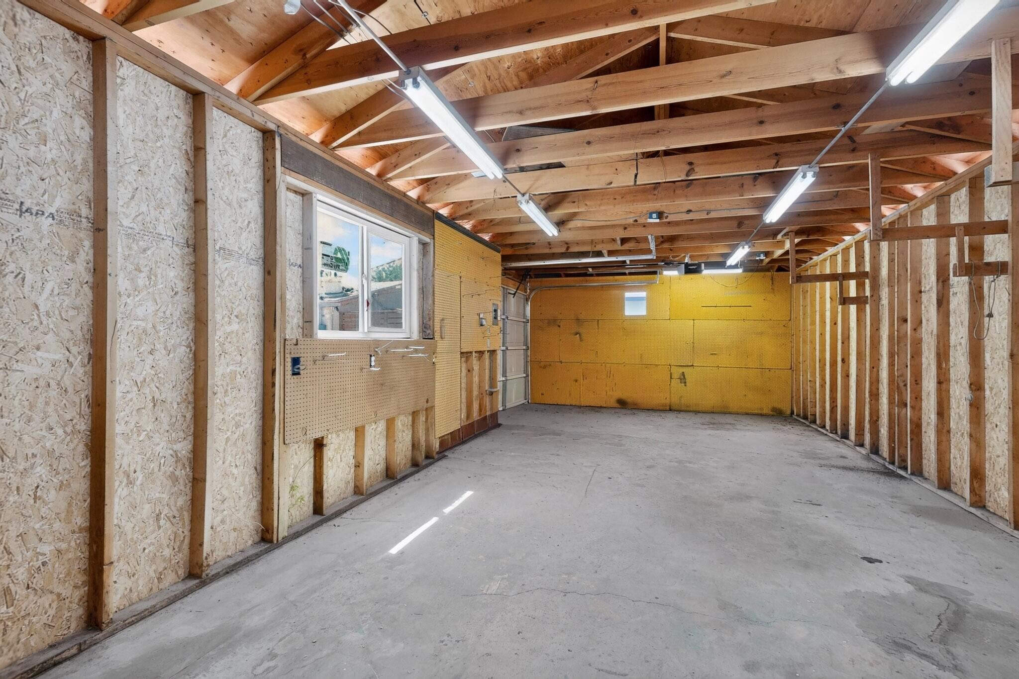 Photo 6 — 9615 McKnight Avenue NE