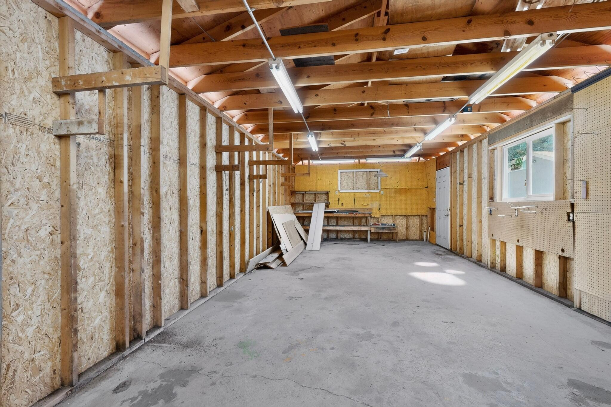 Photo 4 — 9615 McKnight Avenue NE