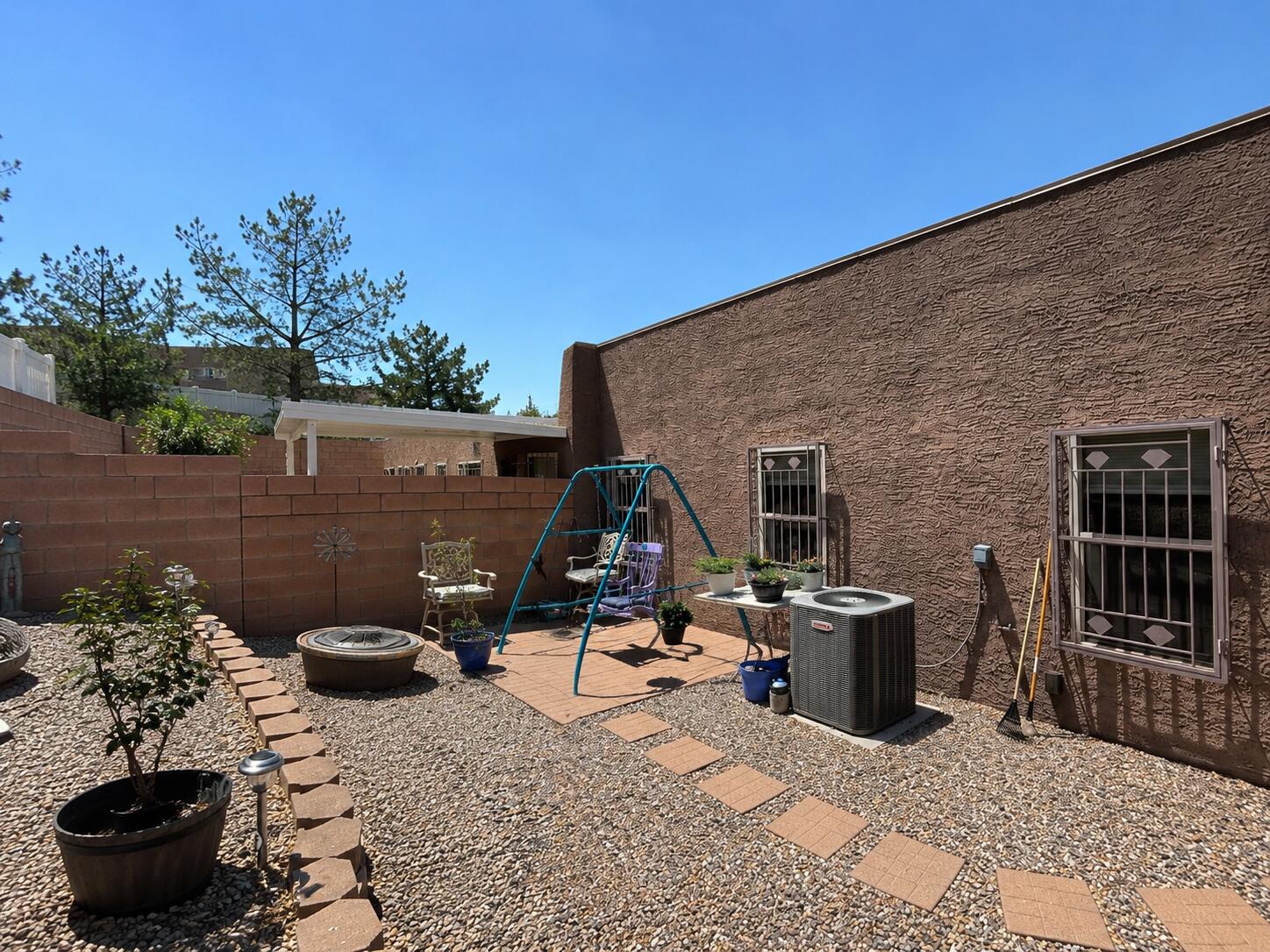 Photo 2 — 932 Sellers Drive NE