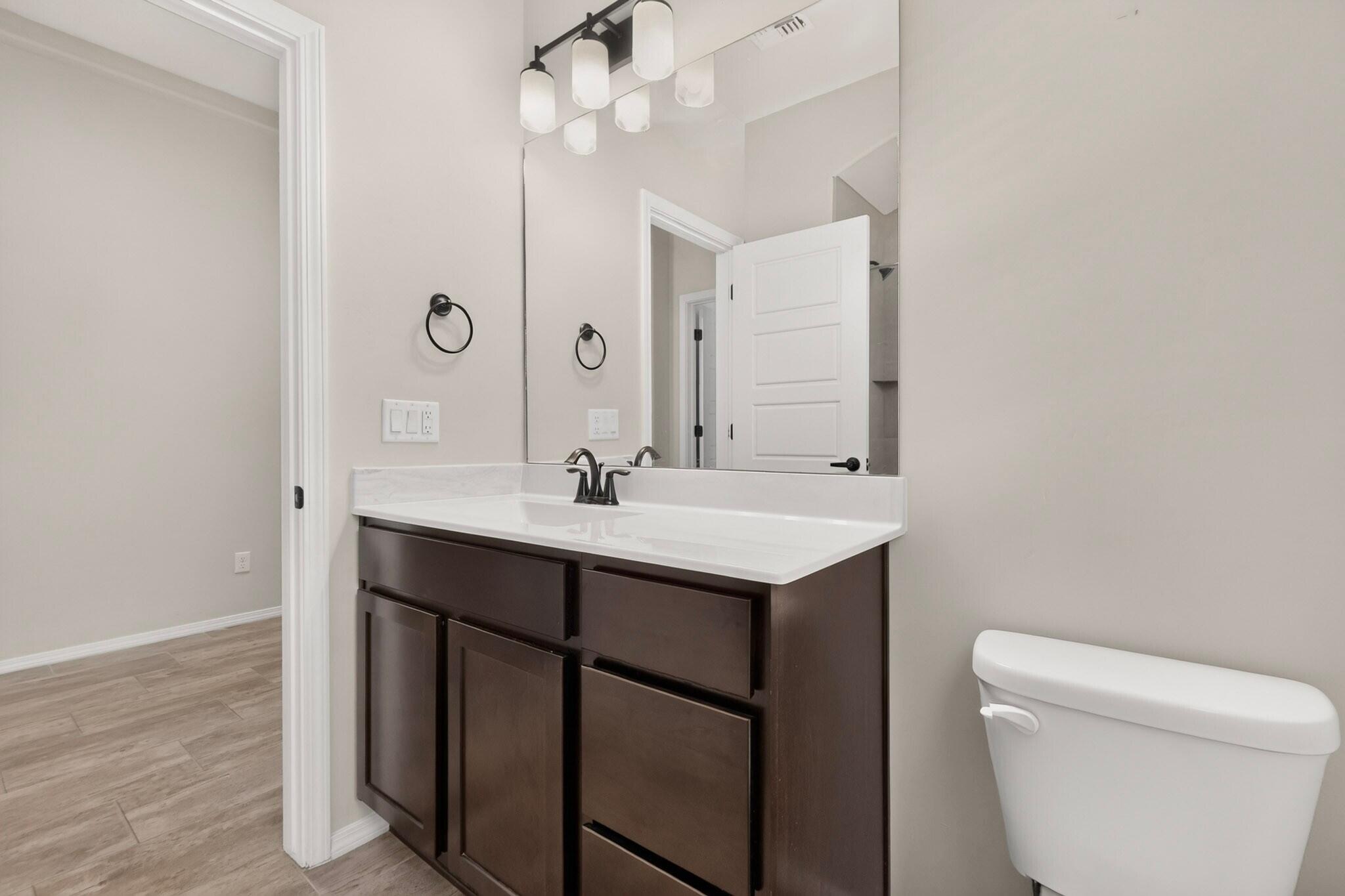 Photo 18 — 4276 Crowned Eagle Loop NE