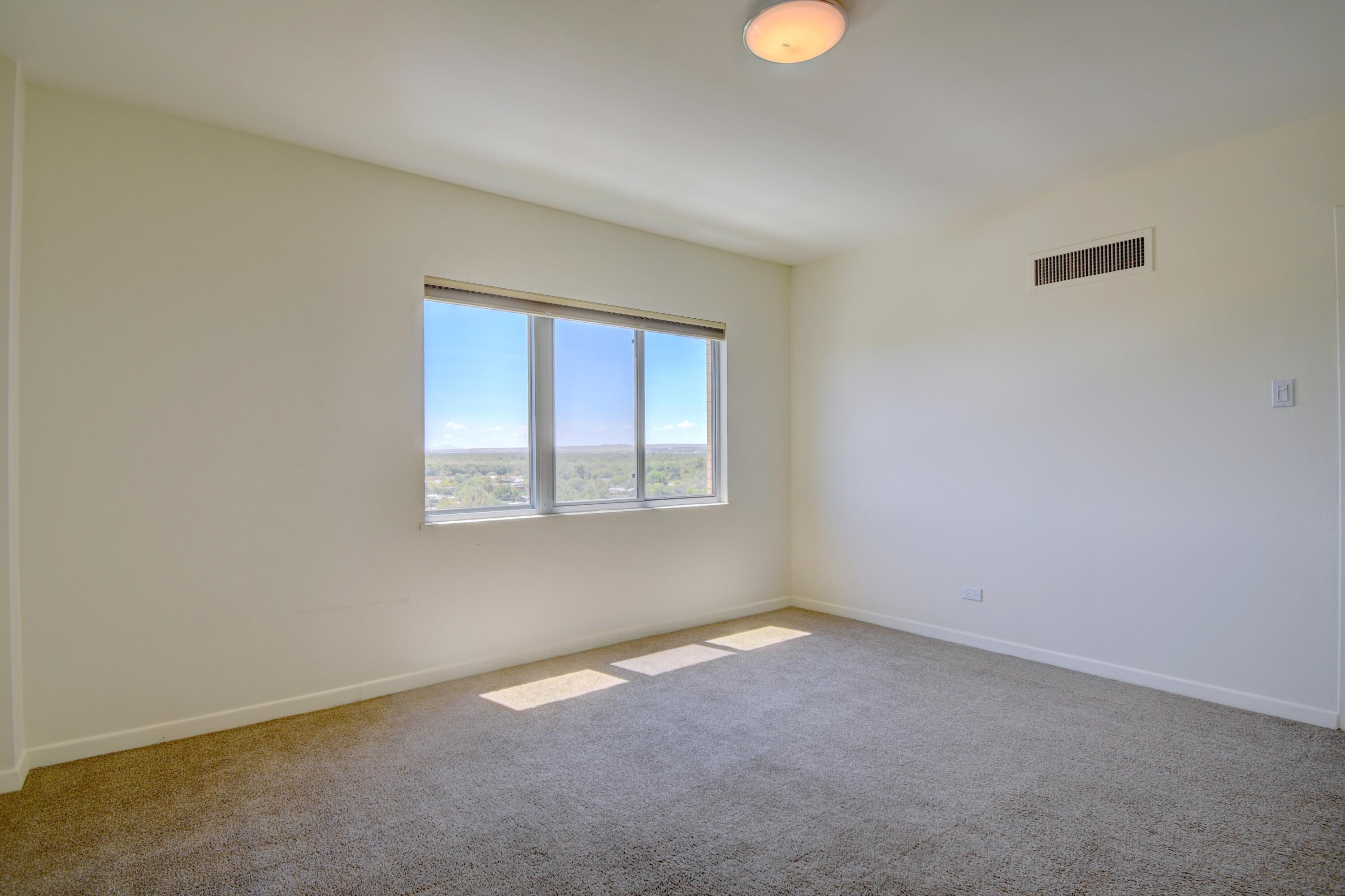 Photo 13 — 1331 Park Avenue SW 1203