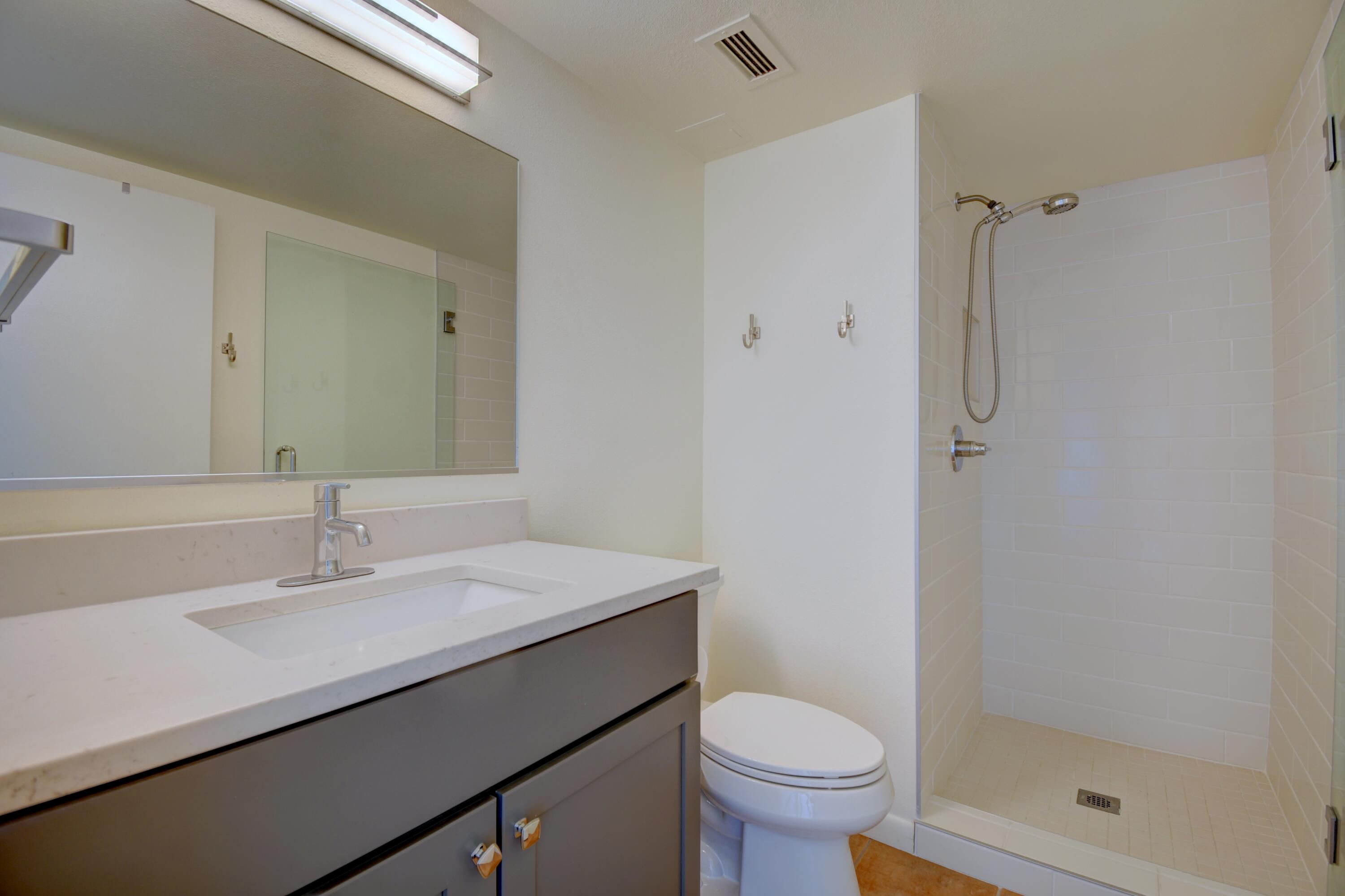 Photo 10 — 1331 Park Avenue SW 1203
