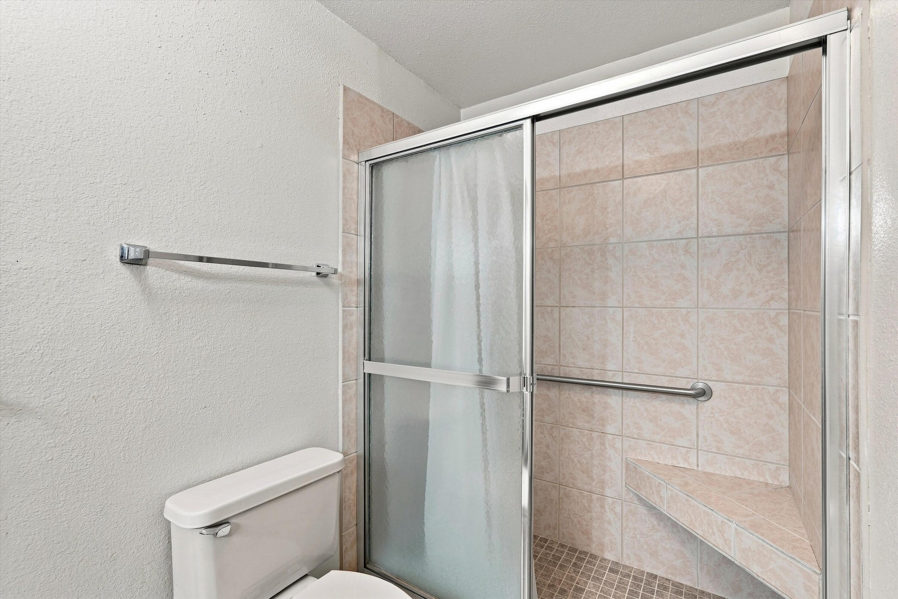 Photo 15 — 3219 La Mancha Drive NW