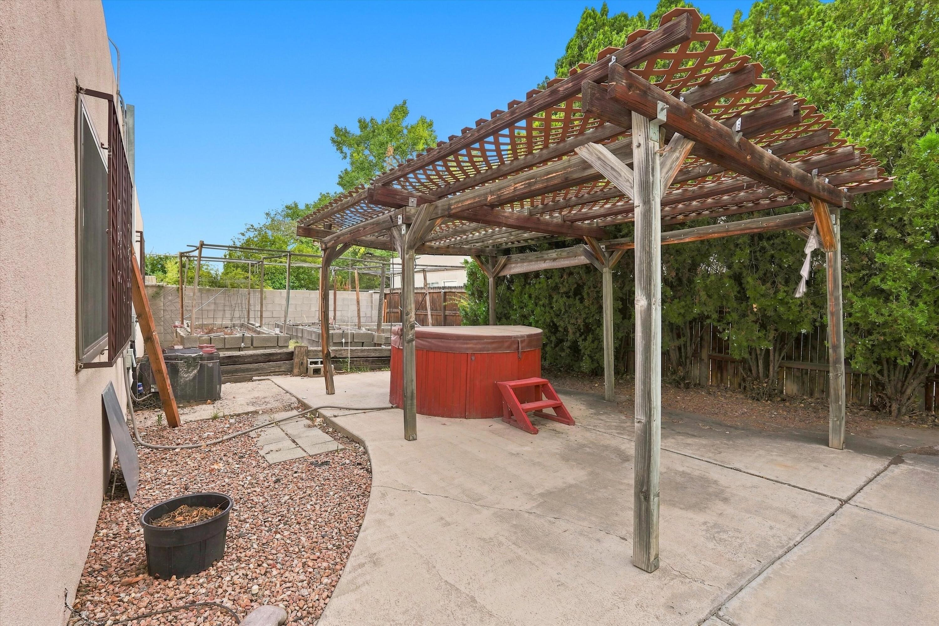 Photo 12 — 3219 La Mancha Drive NW