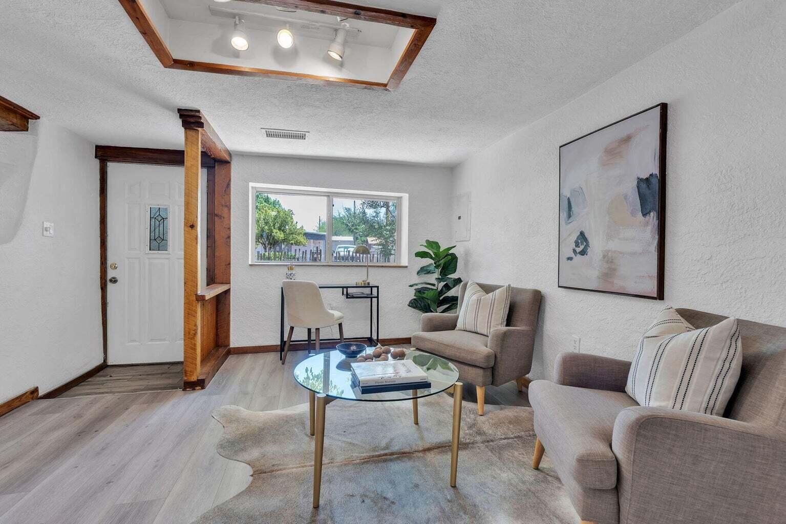 Photo 20 — 865 Arthur Drive SW