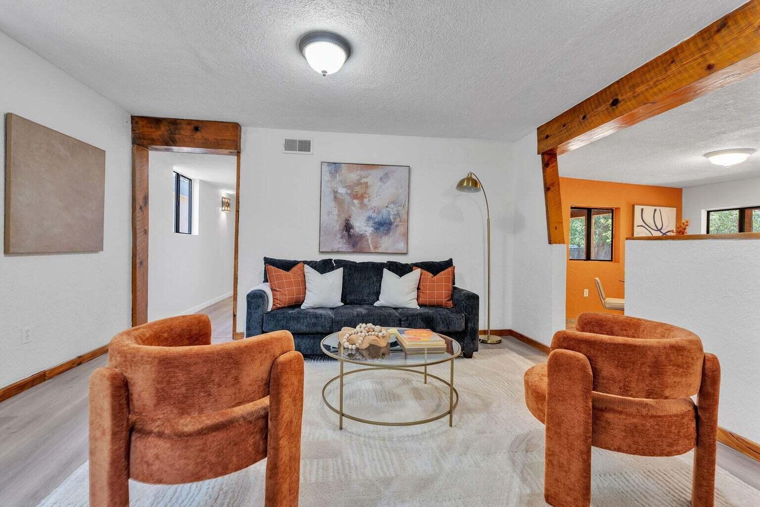 Photo 16 — 865 Arthur Drive SW