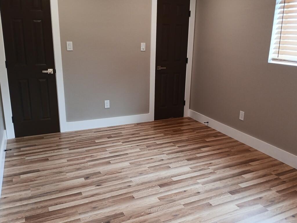 Photo 3 — 1707 Anderson Place SE