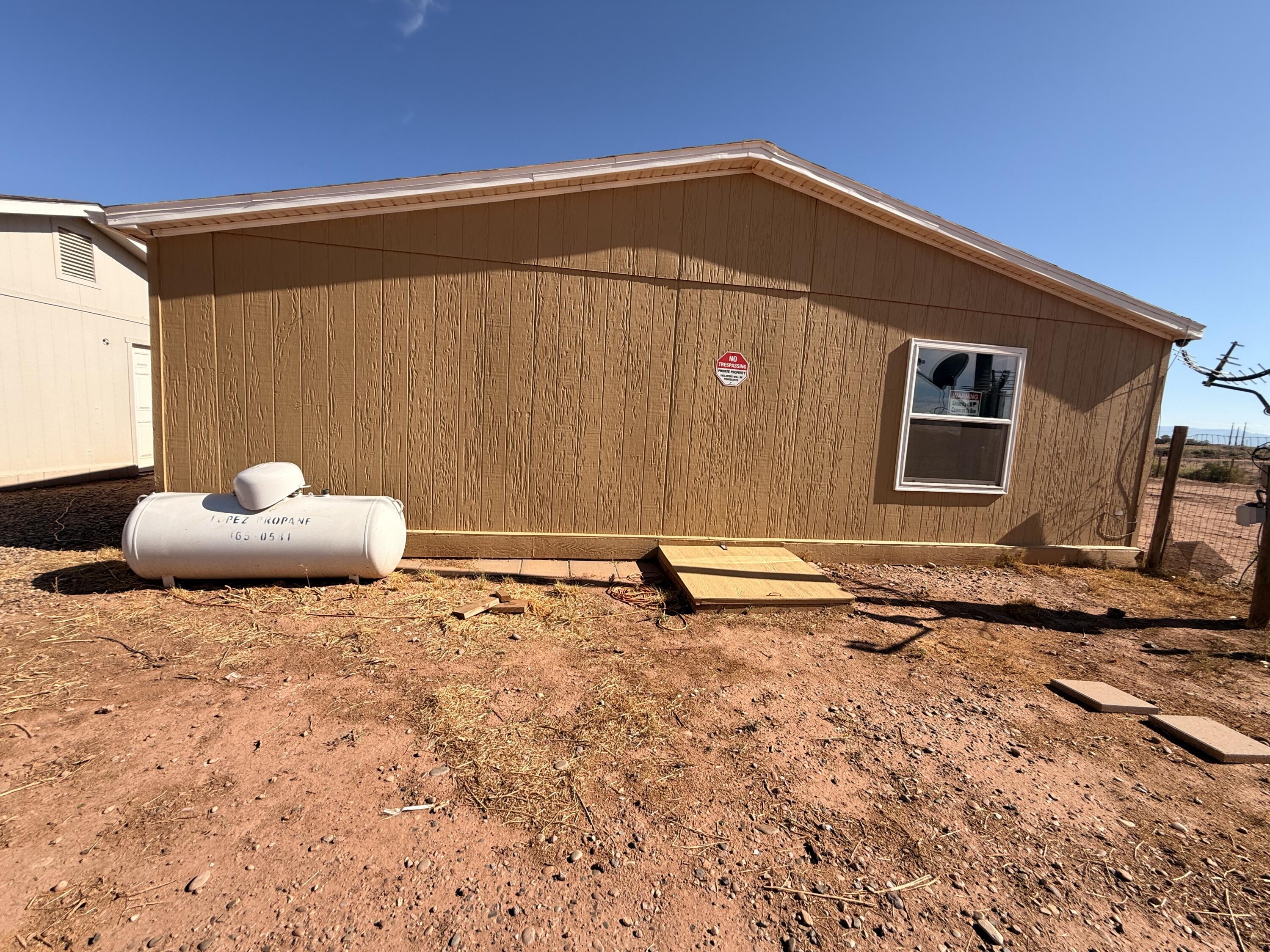 Photo 16 — 9 Tamarack Road