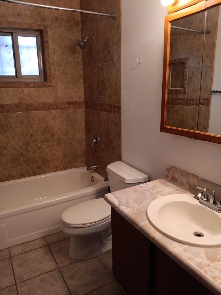 Photo 10 — 2313 Raymac Road SW