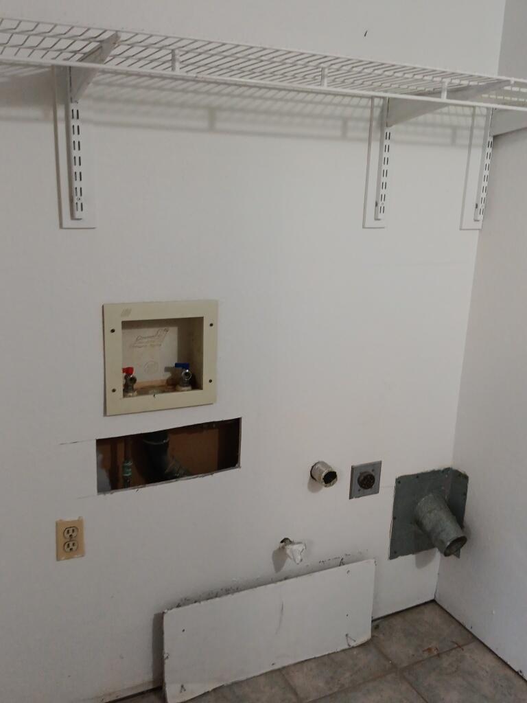 Photo 4 — 2313 Raymac Road SW