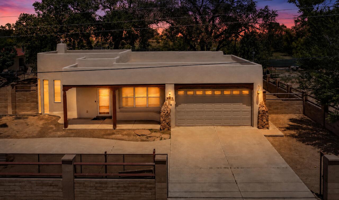 2419 Jerry Road SW, Albuquerque, NM 87105