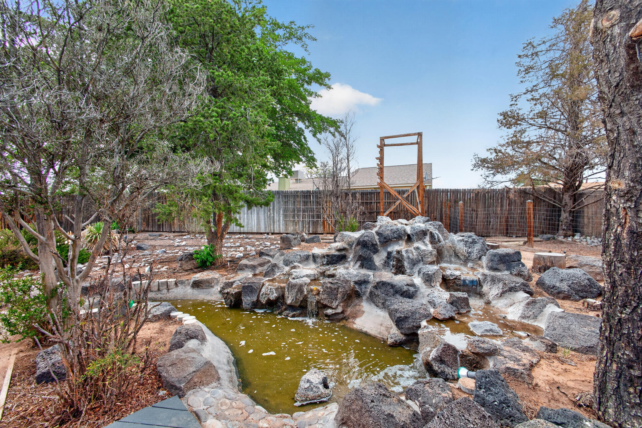 Photo 15 — 911 Palmas Altas Drive SE