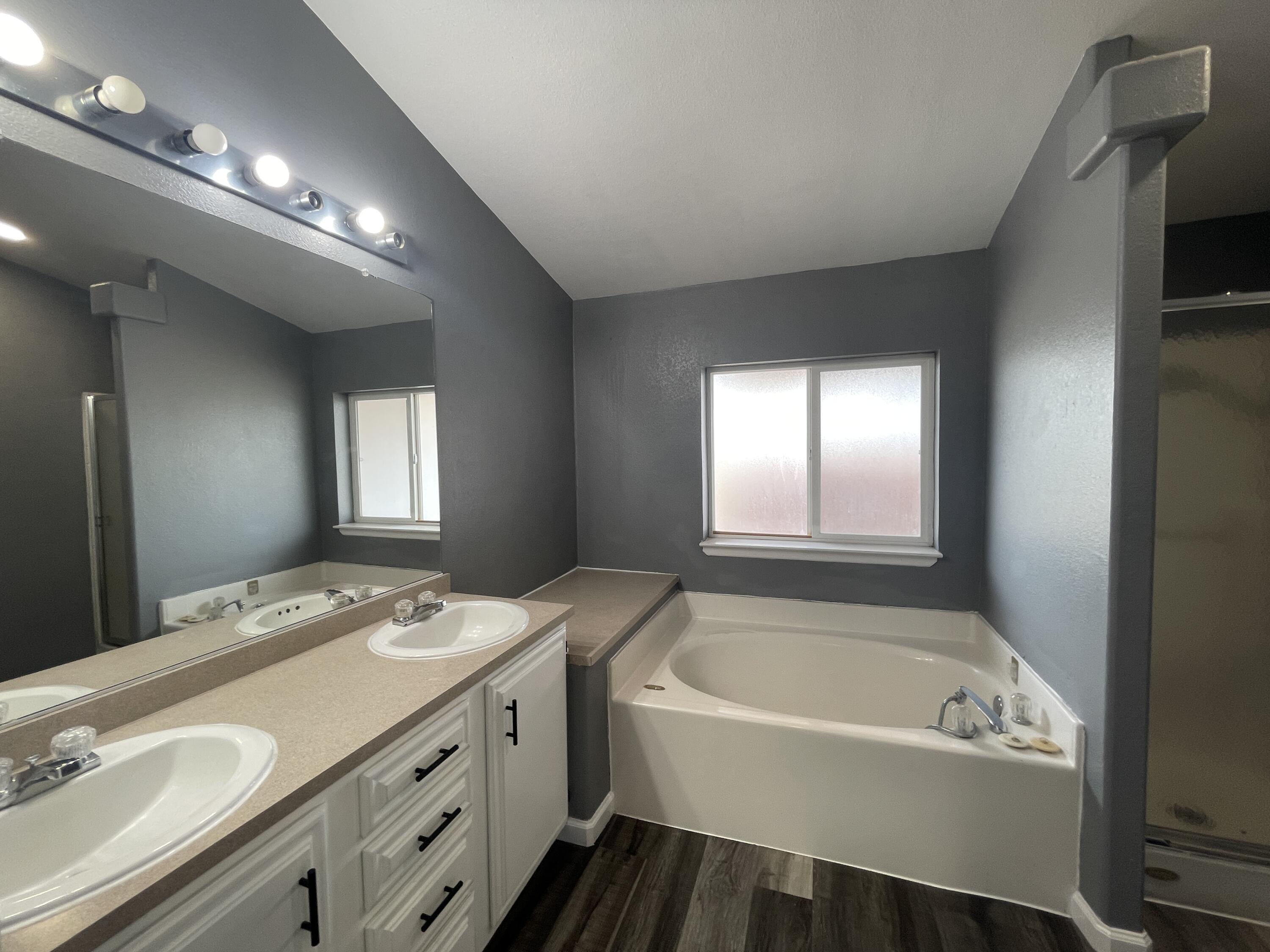 Photo 17 — 1415 Donna Road