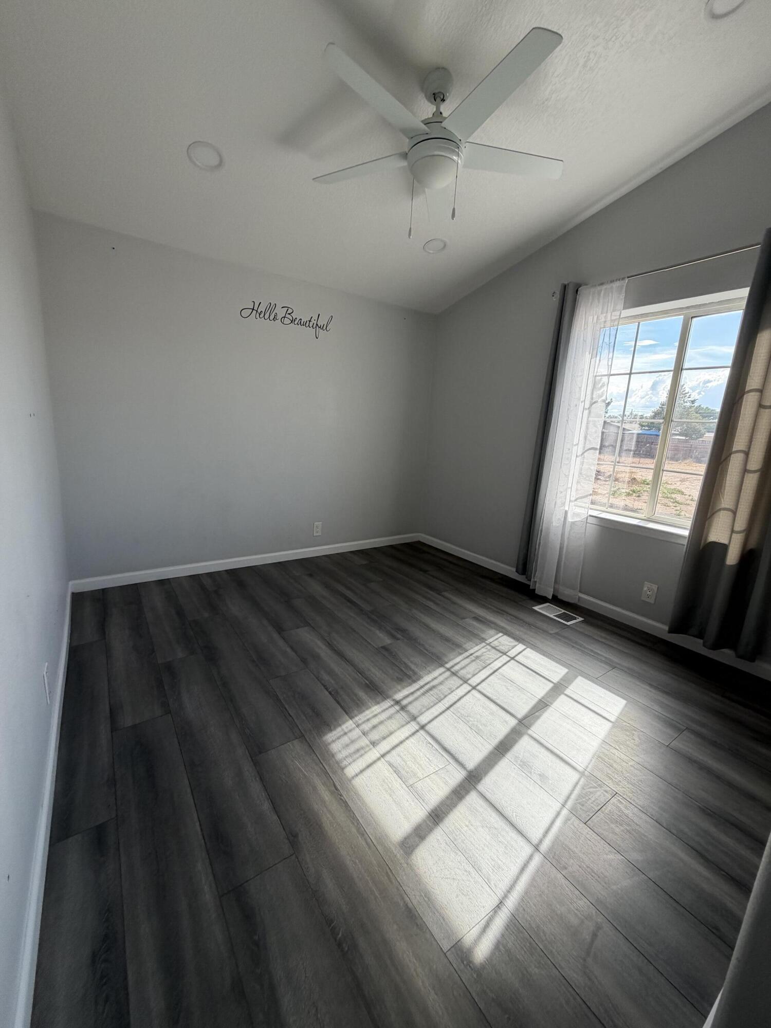 Photo 10 — 1415 Donna Road