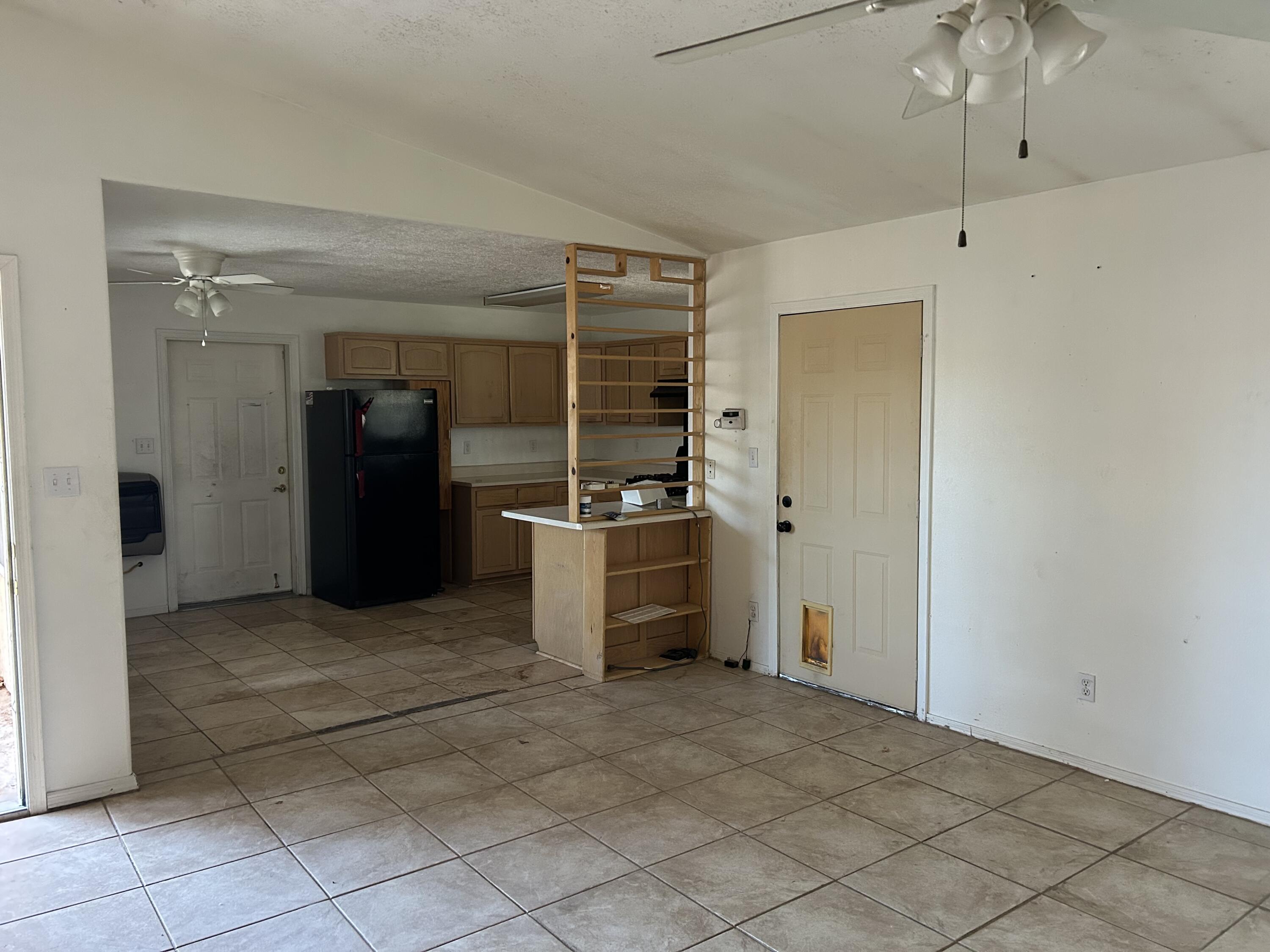 Photo 5 — 1284 Pandora Drive SW