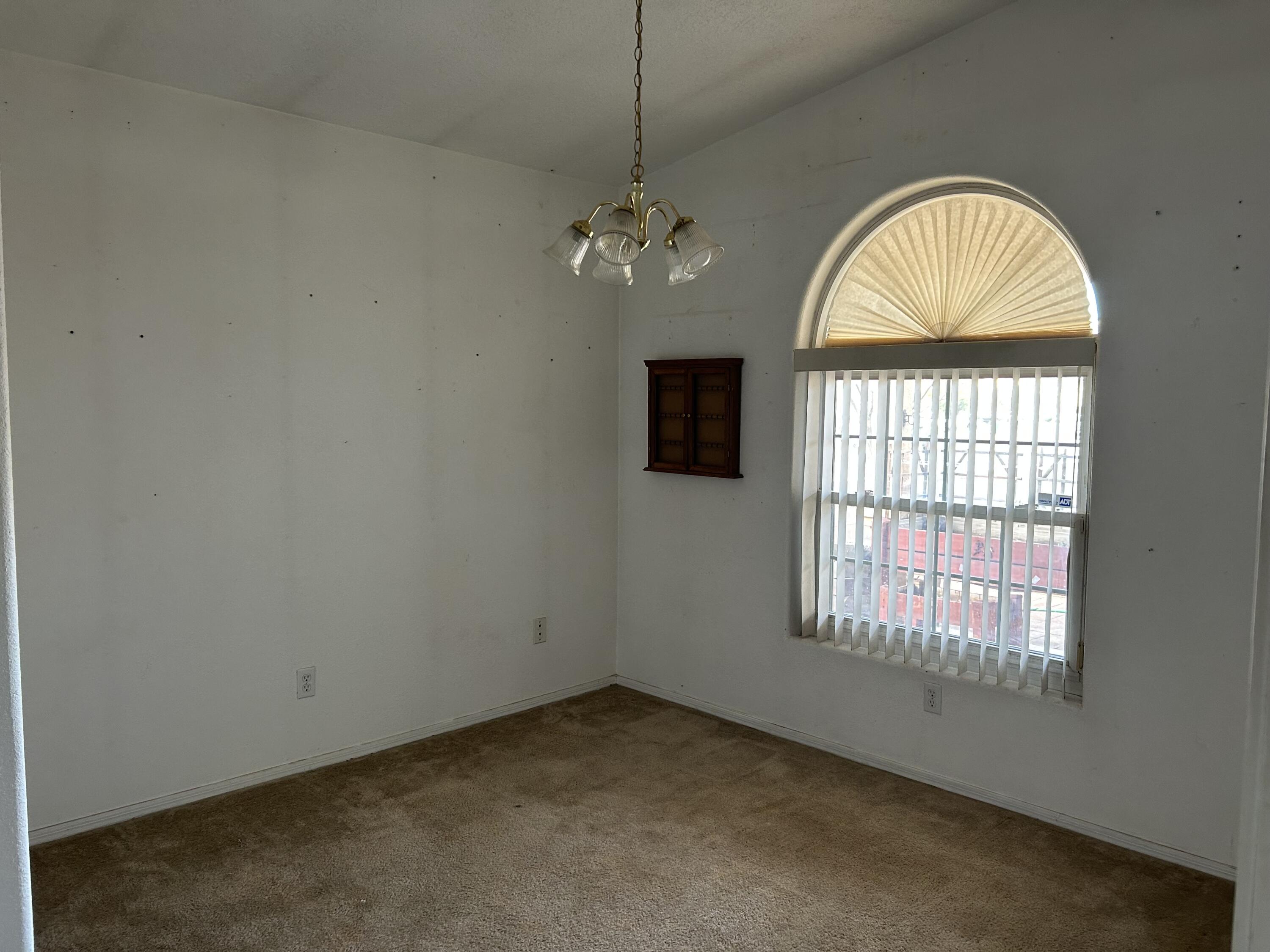 Photo 4 — 1284 Pandora Drive SW