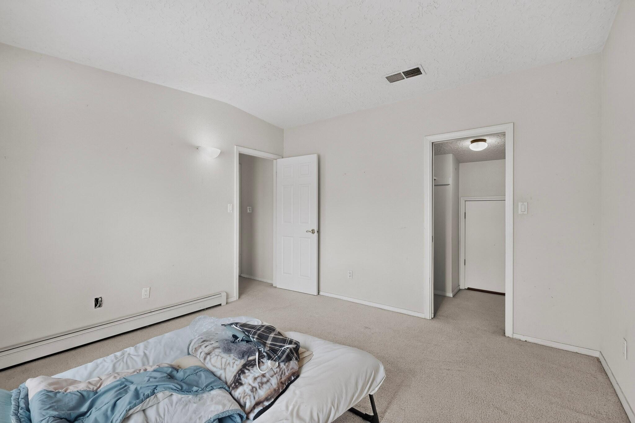 Photo 7 — 9150 Carmel Avenue NE