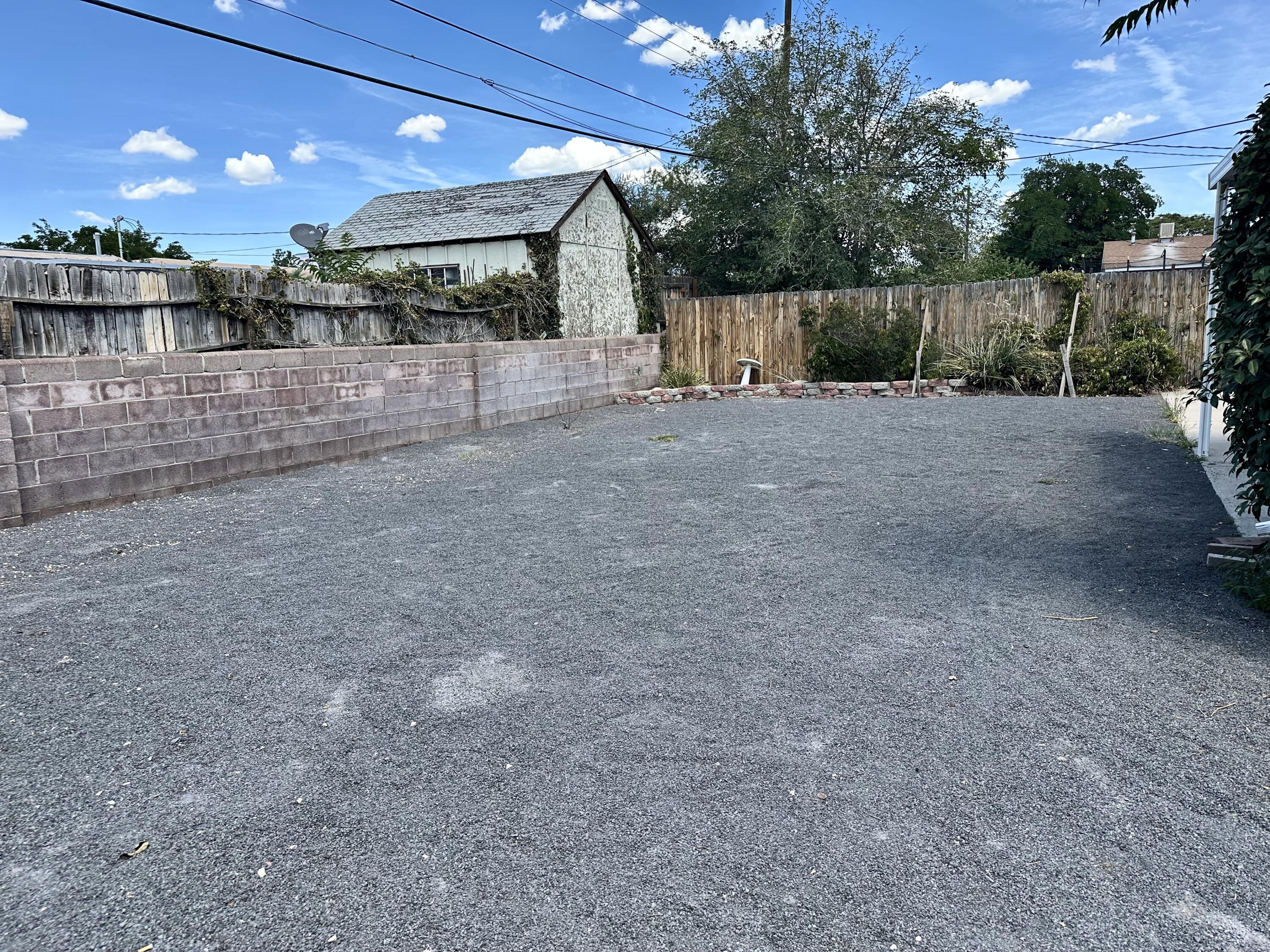 Photo 19 — 4505 Palo Duro Avenue NE