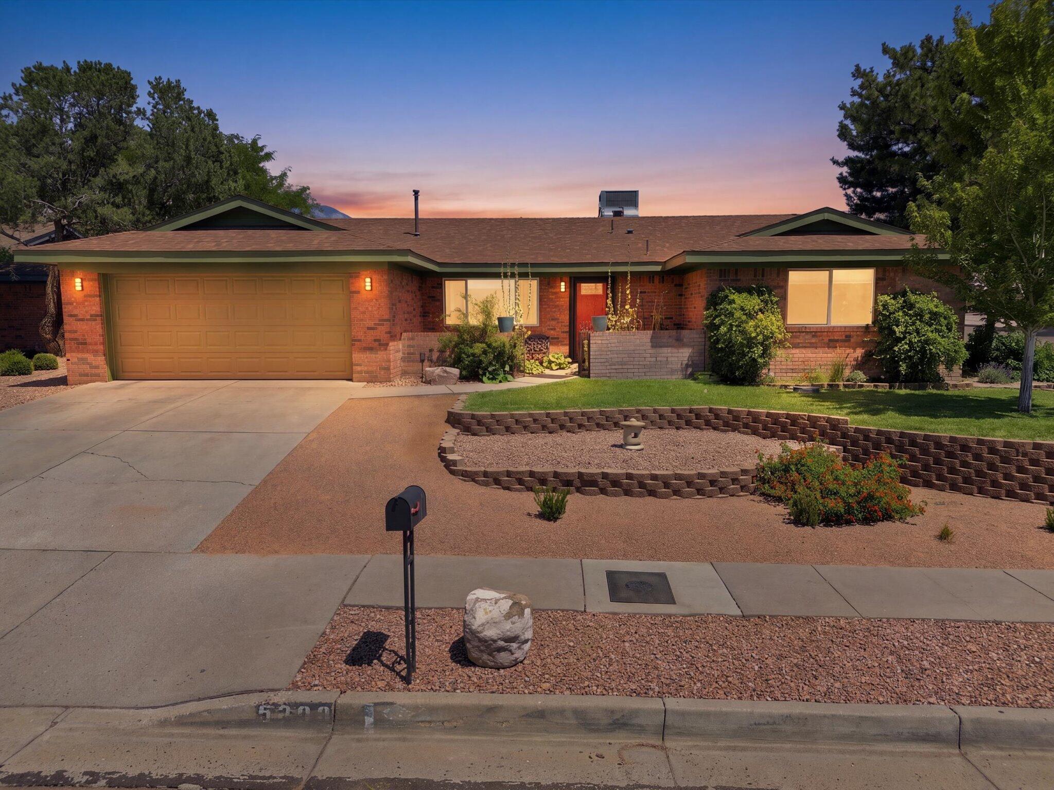5300 Dee Drive NE