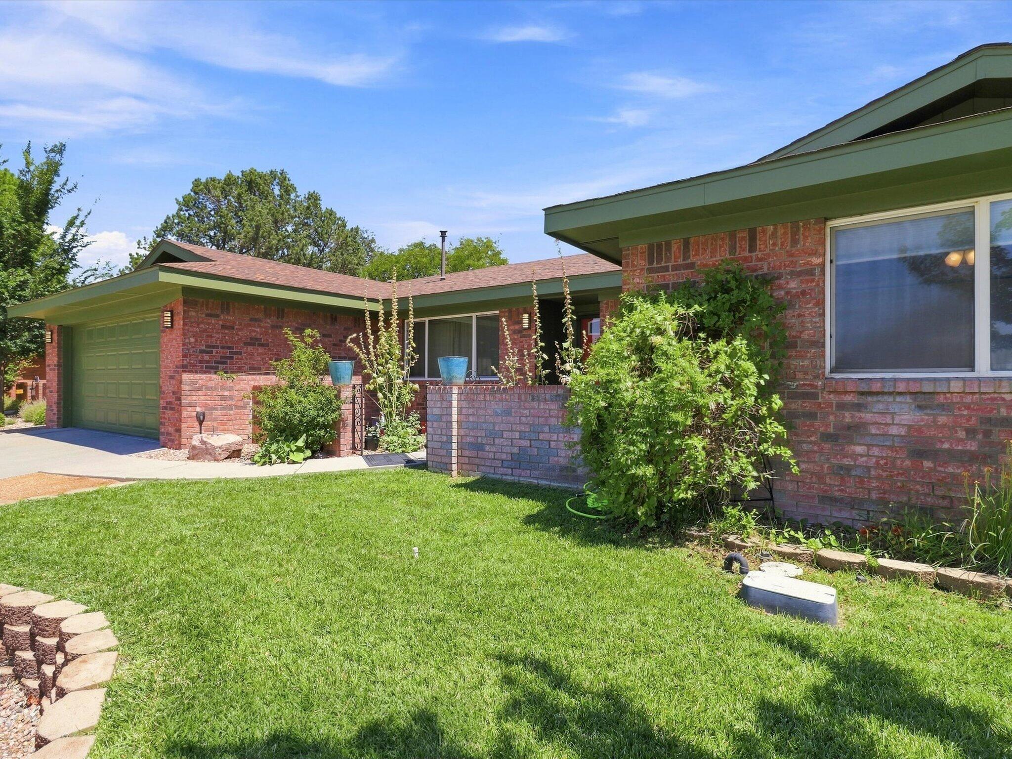 Photo 19 — 5300 Dee Drive NE