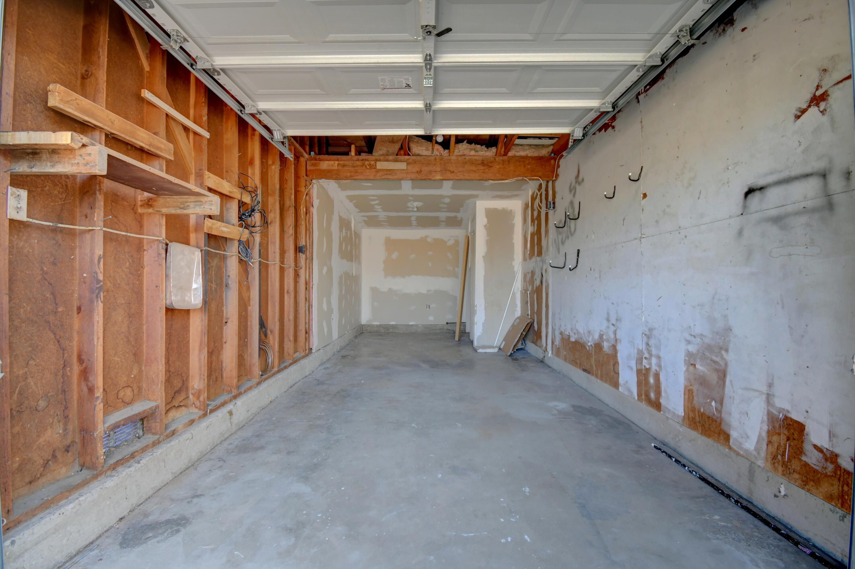 Photo 13 — 1536 Garcia Street NE