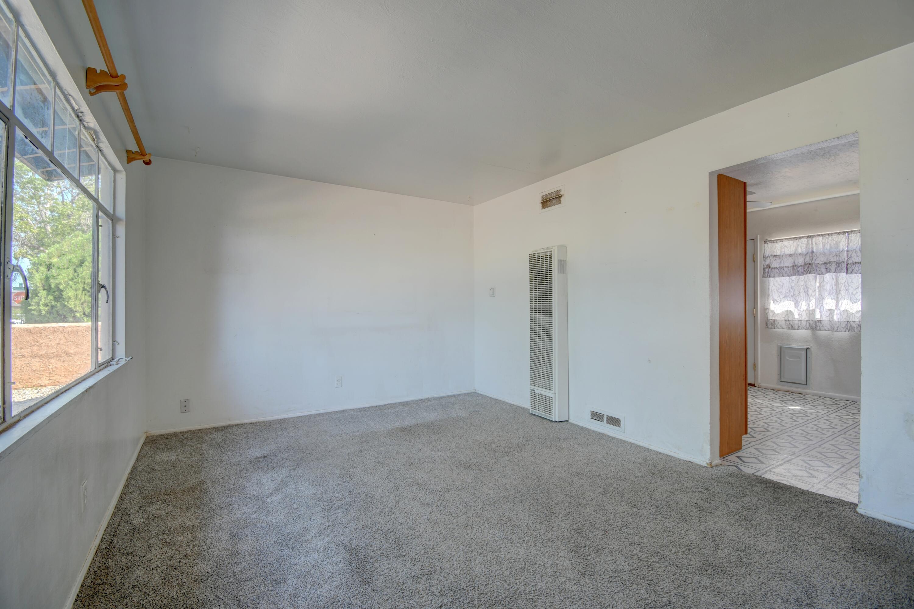 Photo 3 — 1536 Garcia Street NE
