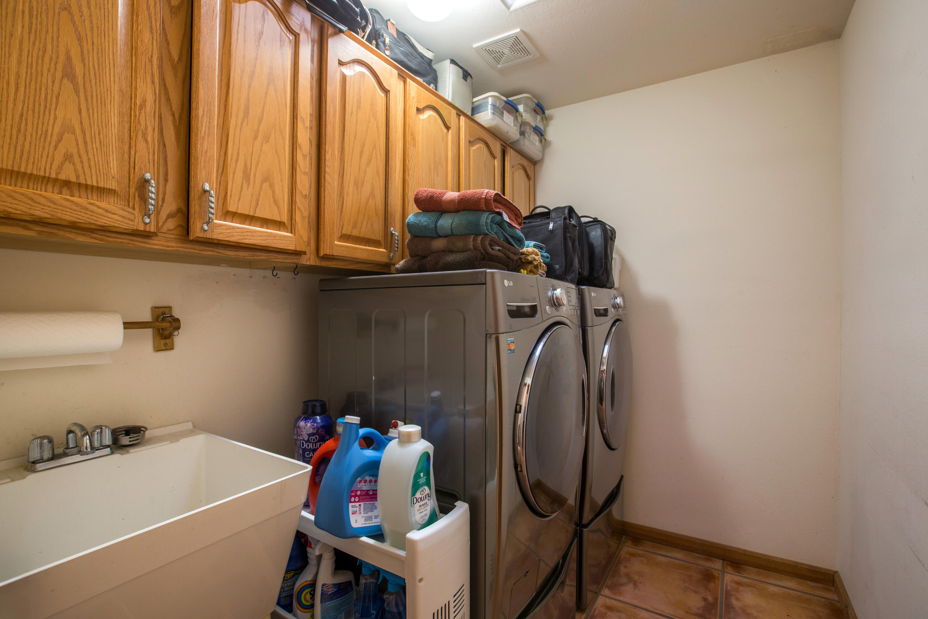 Photo 11 — 800 Acebo Road NE