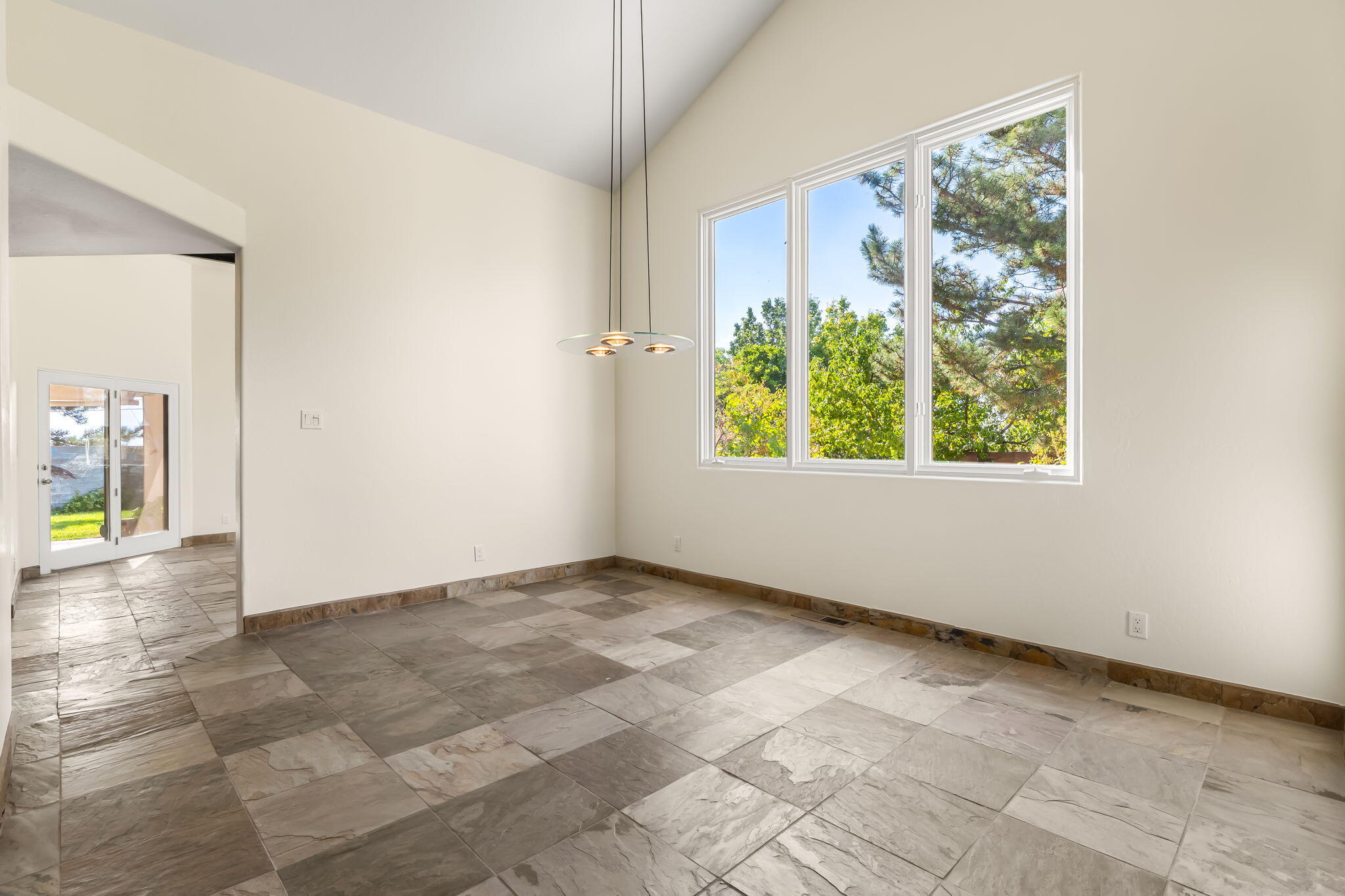 Photo 18 — 11920 Dusty Rose Road NE
