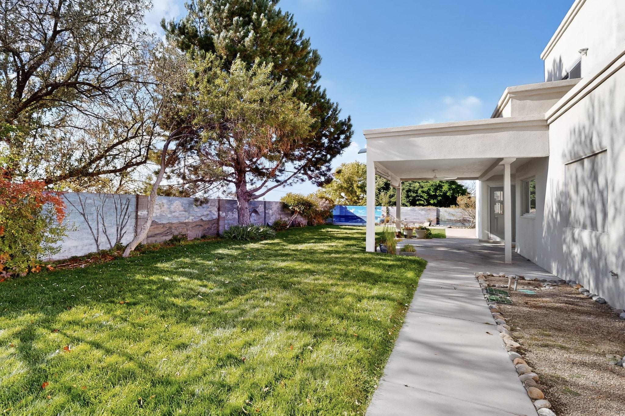 Photo 12 — 11920 Dusty Rose Road NE
