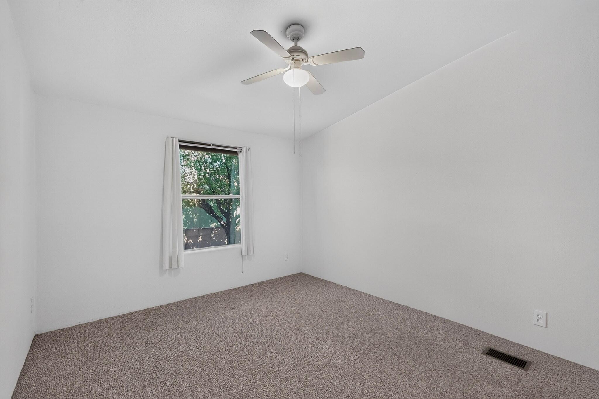 Photo 17 — 151 Sunrise Bluffs Drive