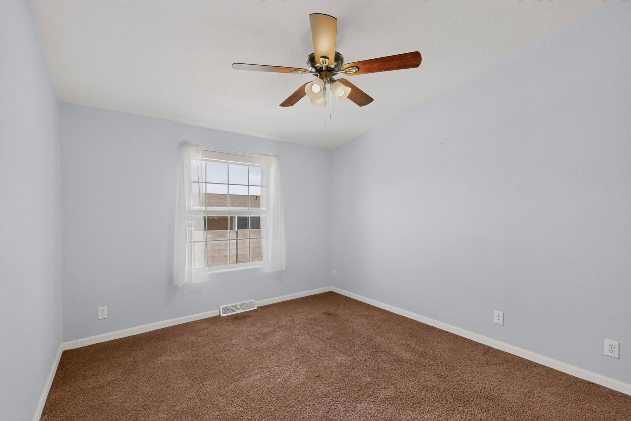 Photo 19 — 303 Sunrise Bluffs Drive