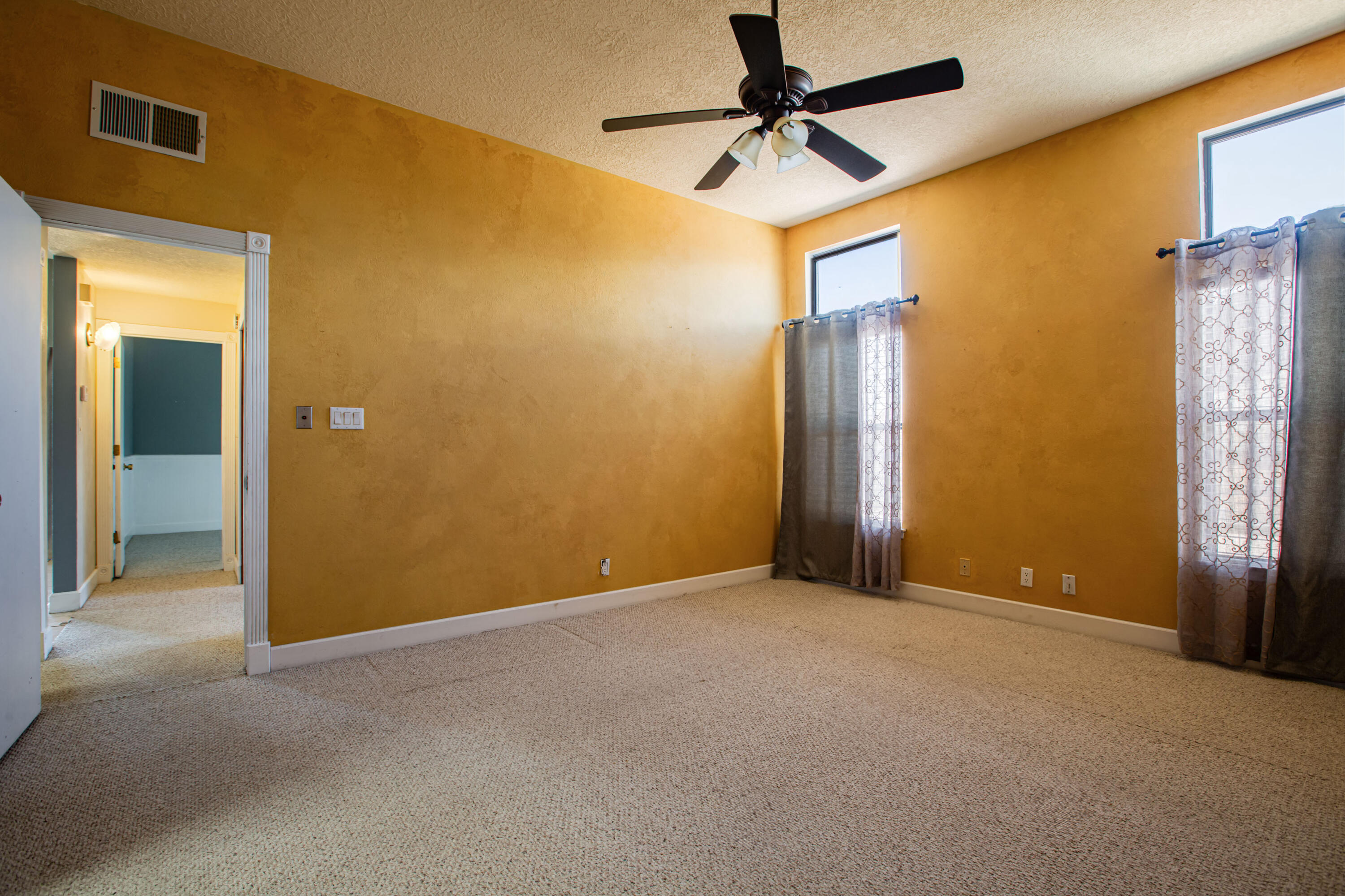 Photo 12 — 7515 Corte Plateada NW