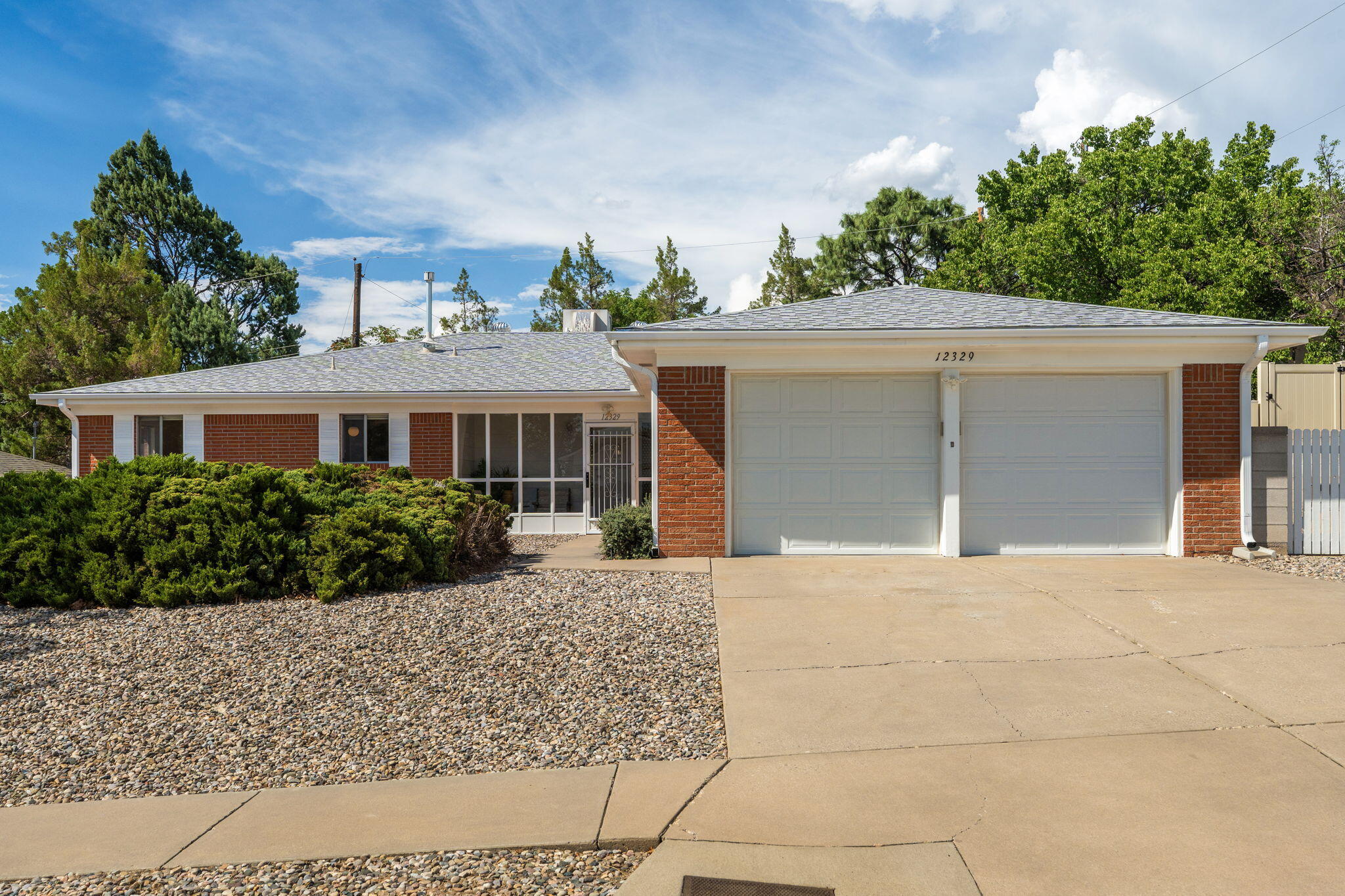 12329 Princess Jeanne Avenue NE, Albuquerque, NM 87112