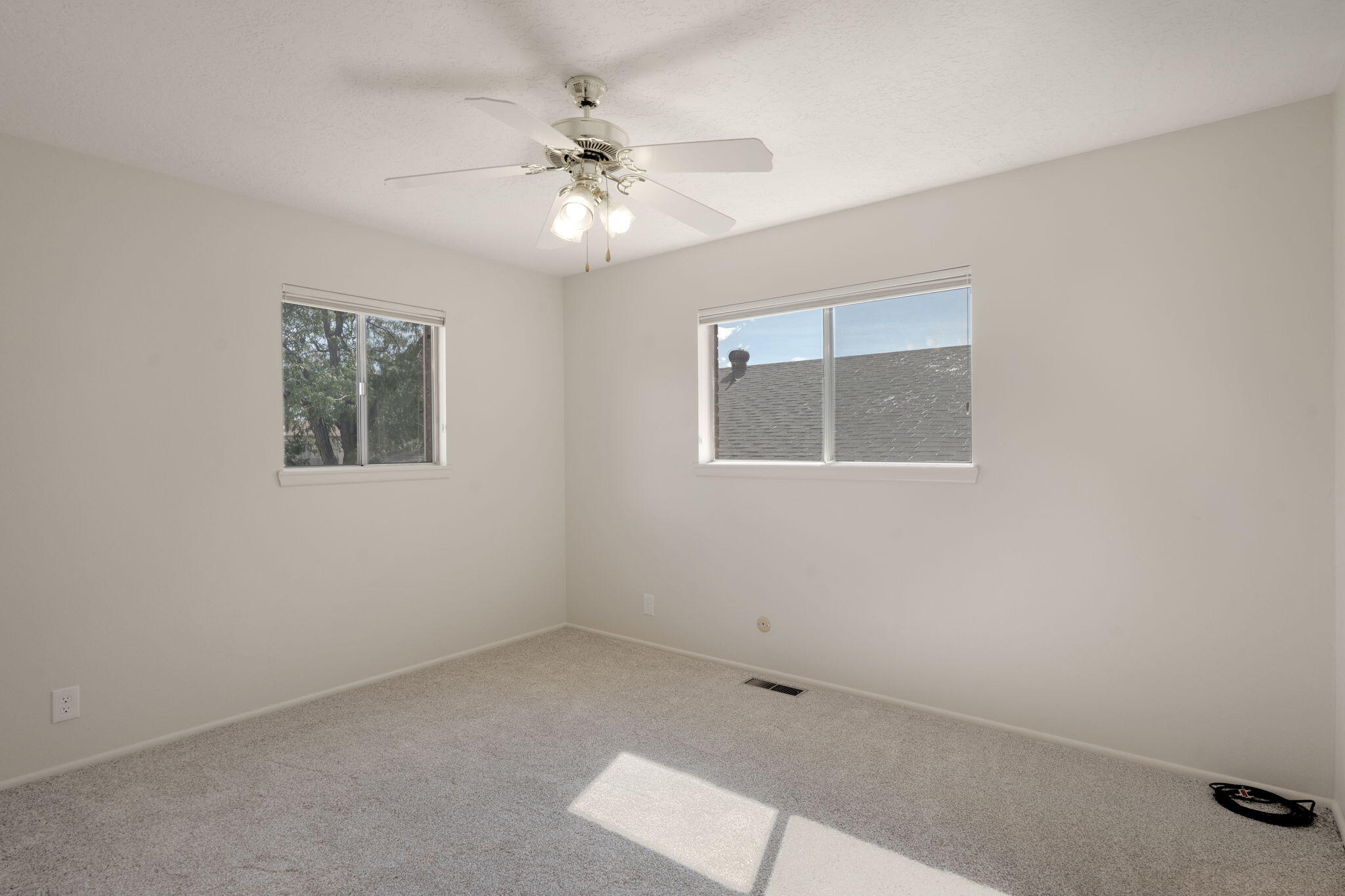 Photo 11 — 12329 Princess Jeanne Avenue NE