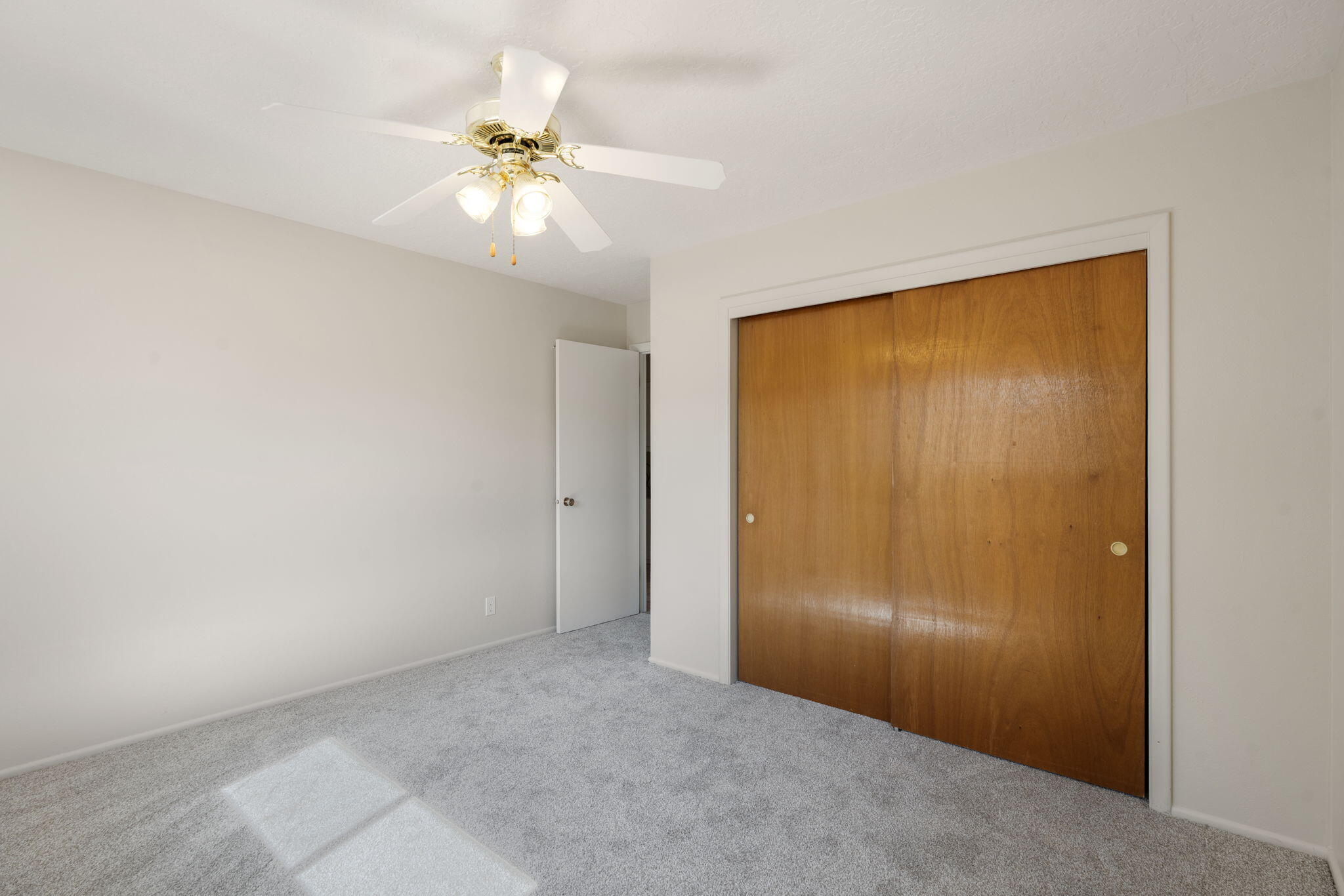 Photo 10 — 12329 Princess Jeanne Avenue NE