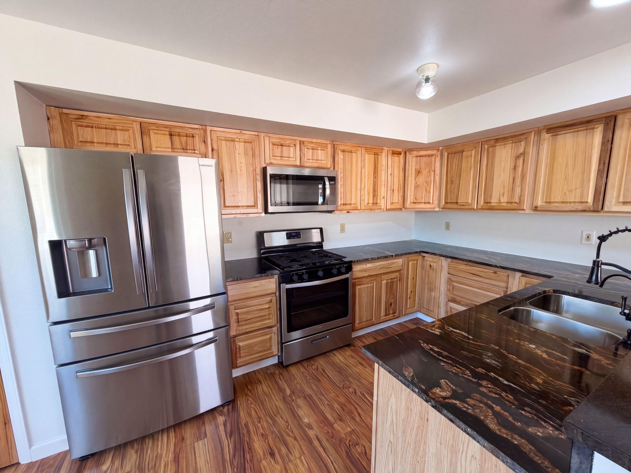 Photo 14 — 1609 Blue Quail Court NE