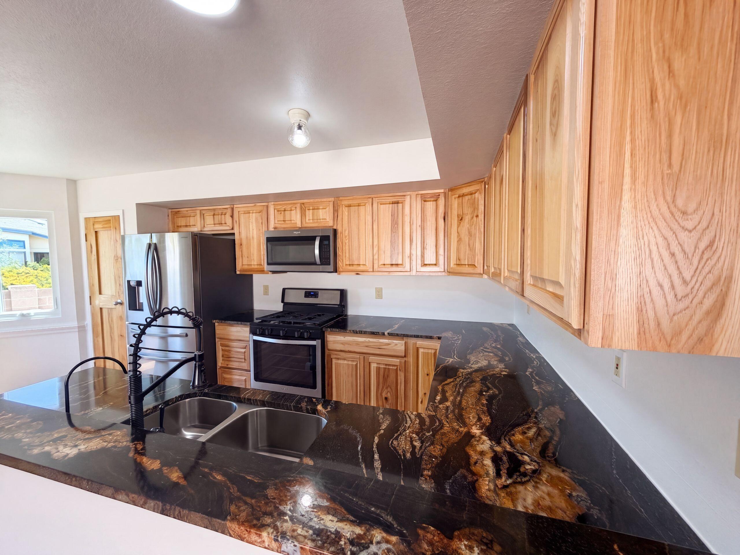 Photo 15 — 1609 Blue Quail Court NE