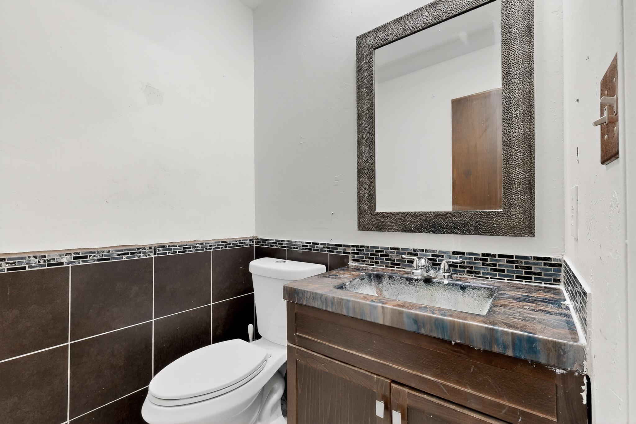 Photo 15 — 220 Shawnee Court SE