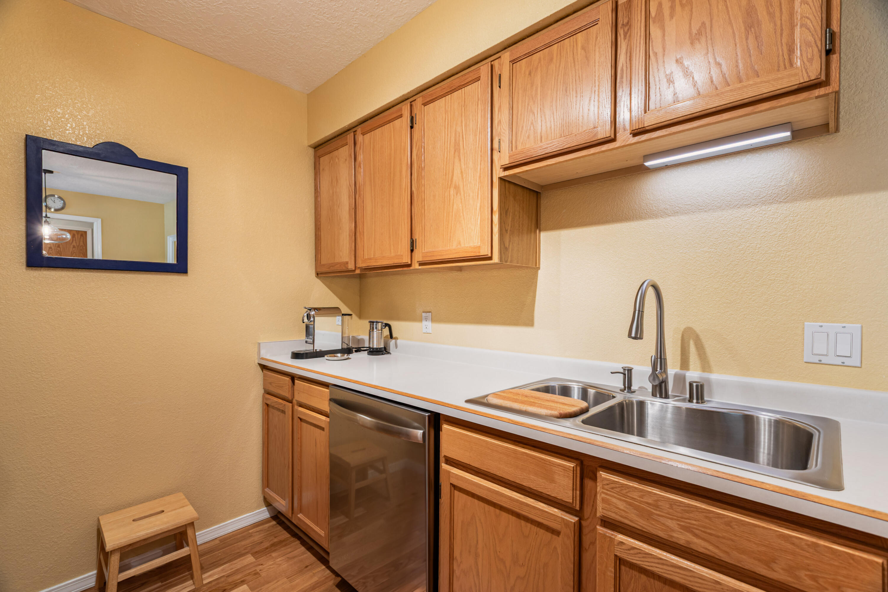 Photo 18 — 2900 Vista Del Rey NE UNIT 15B