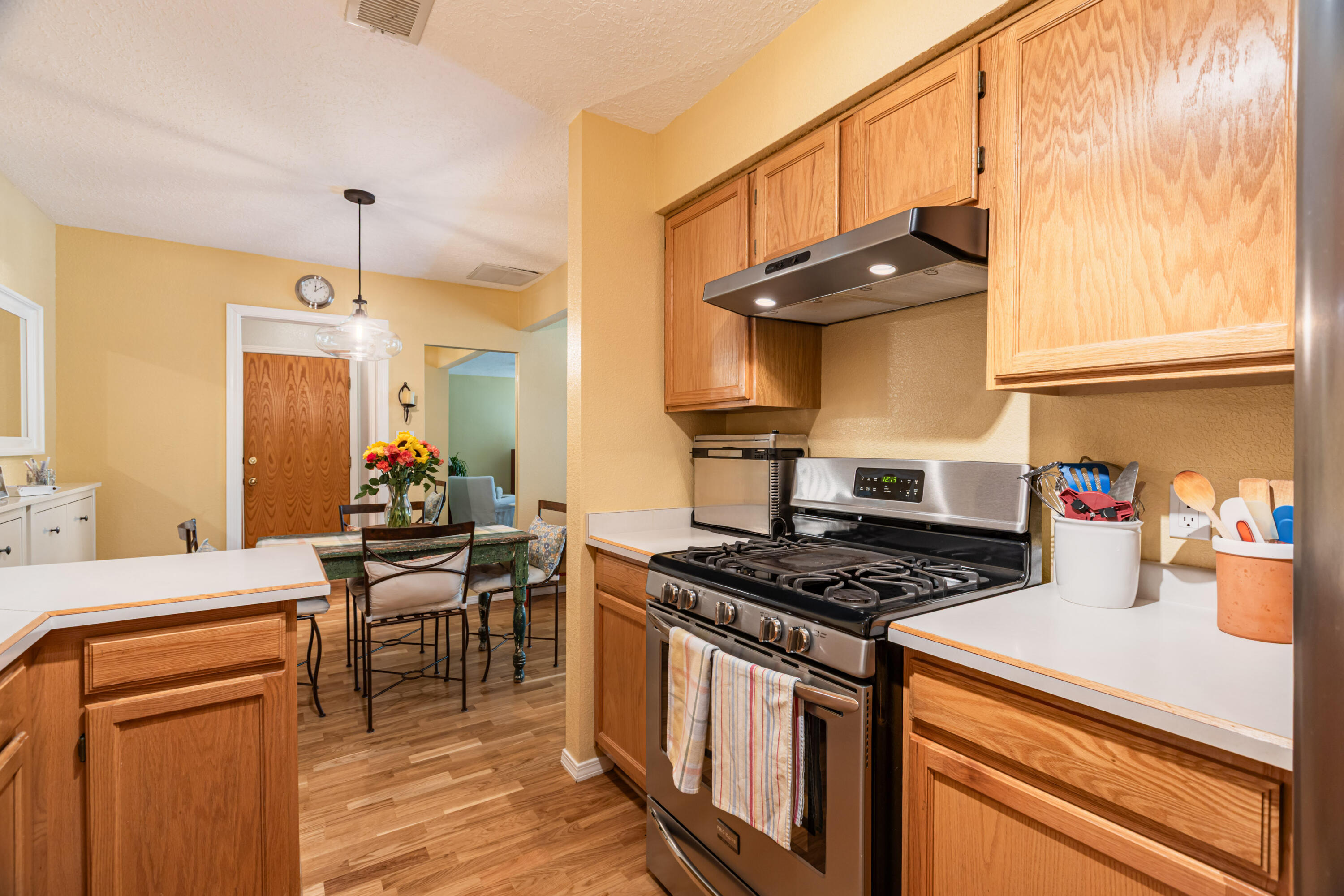 Photo 17 — 2900 Vista Del Rey NE UNIT 15B