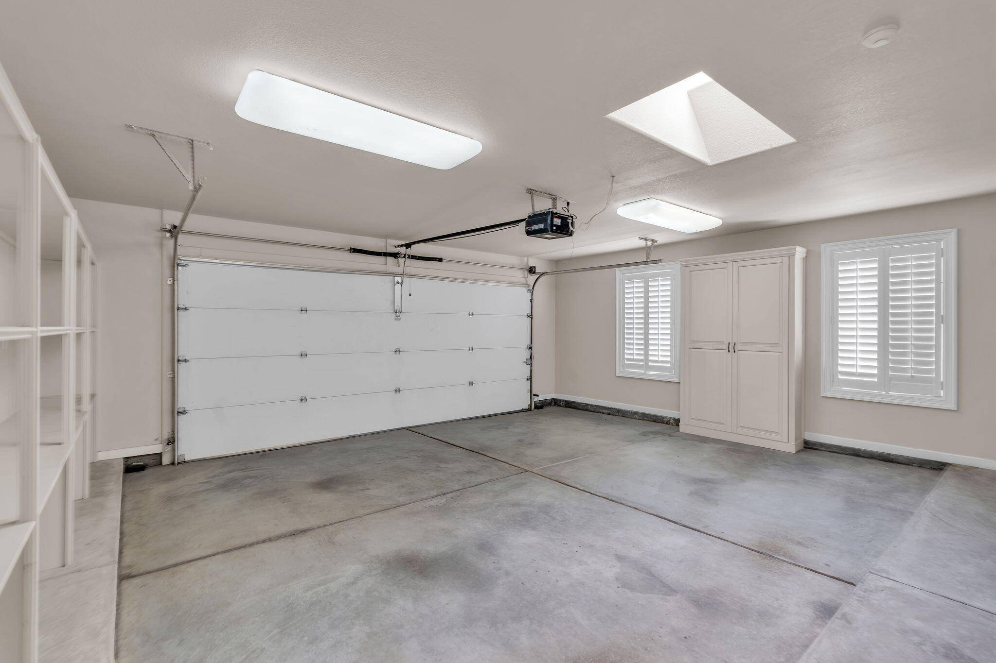 Photo 8 — 13401 Pino Canyon Place NE