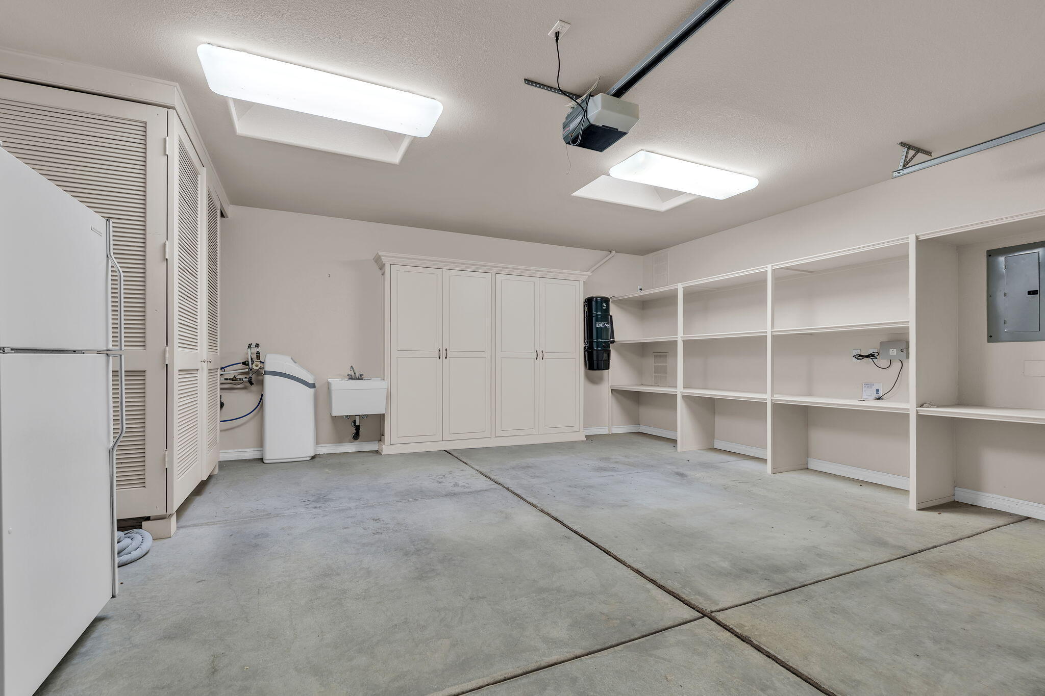 Photo 7 — 13401 Pino Canyon Place NE