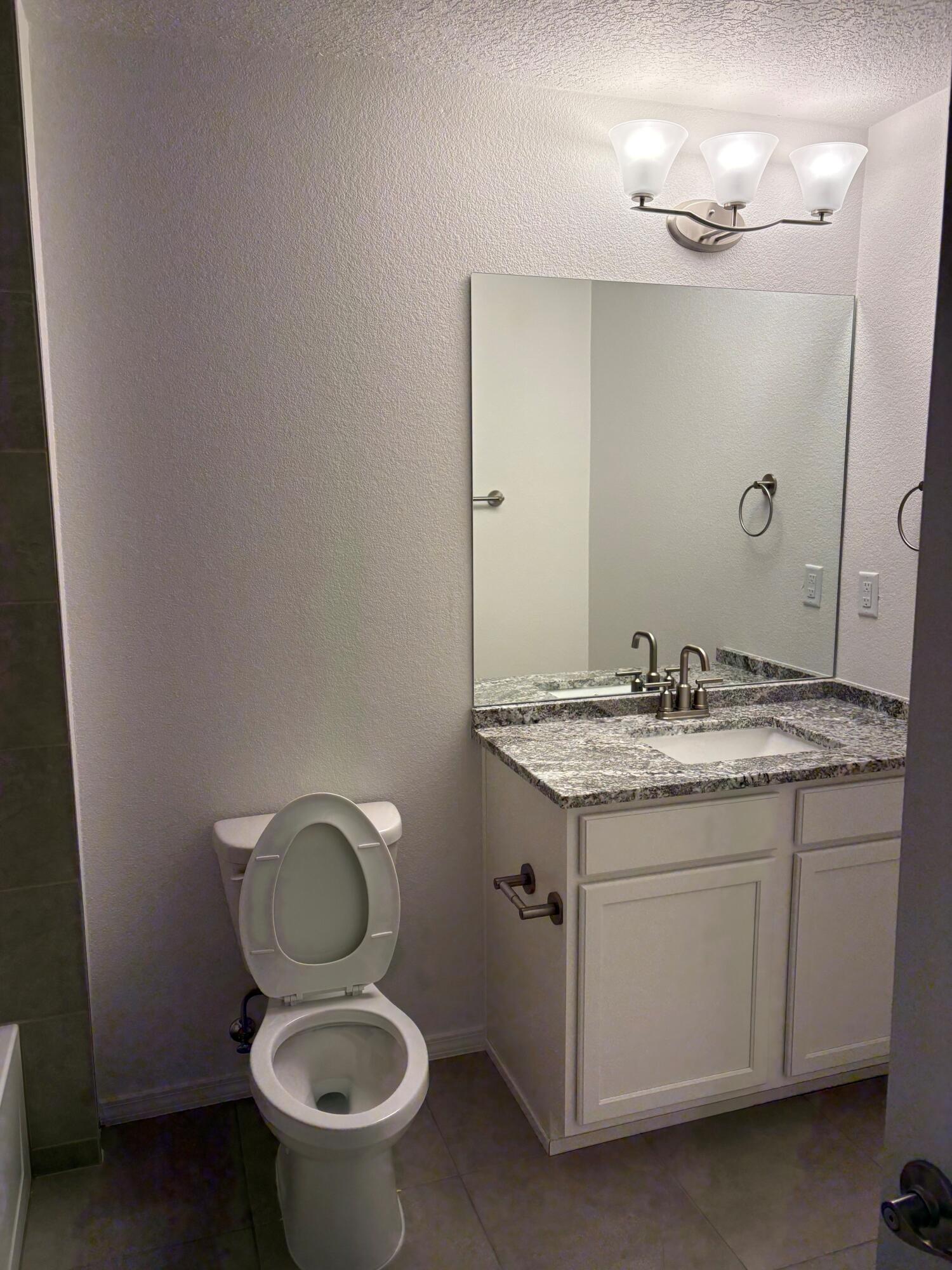 Photo 4 — 8924 Mountain Ash Avenue SW
