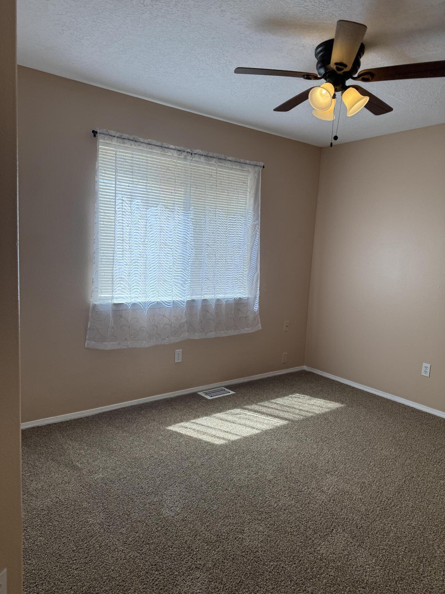 Photo 14 — 256 Glenridge Park Lane NE